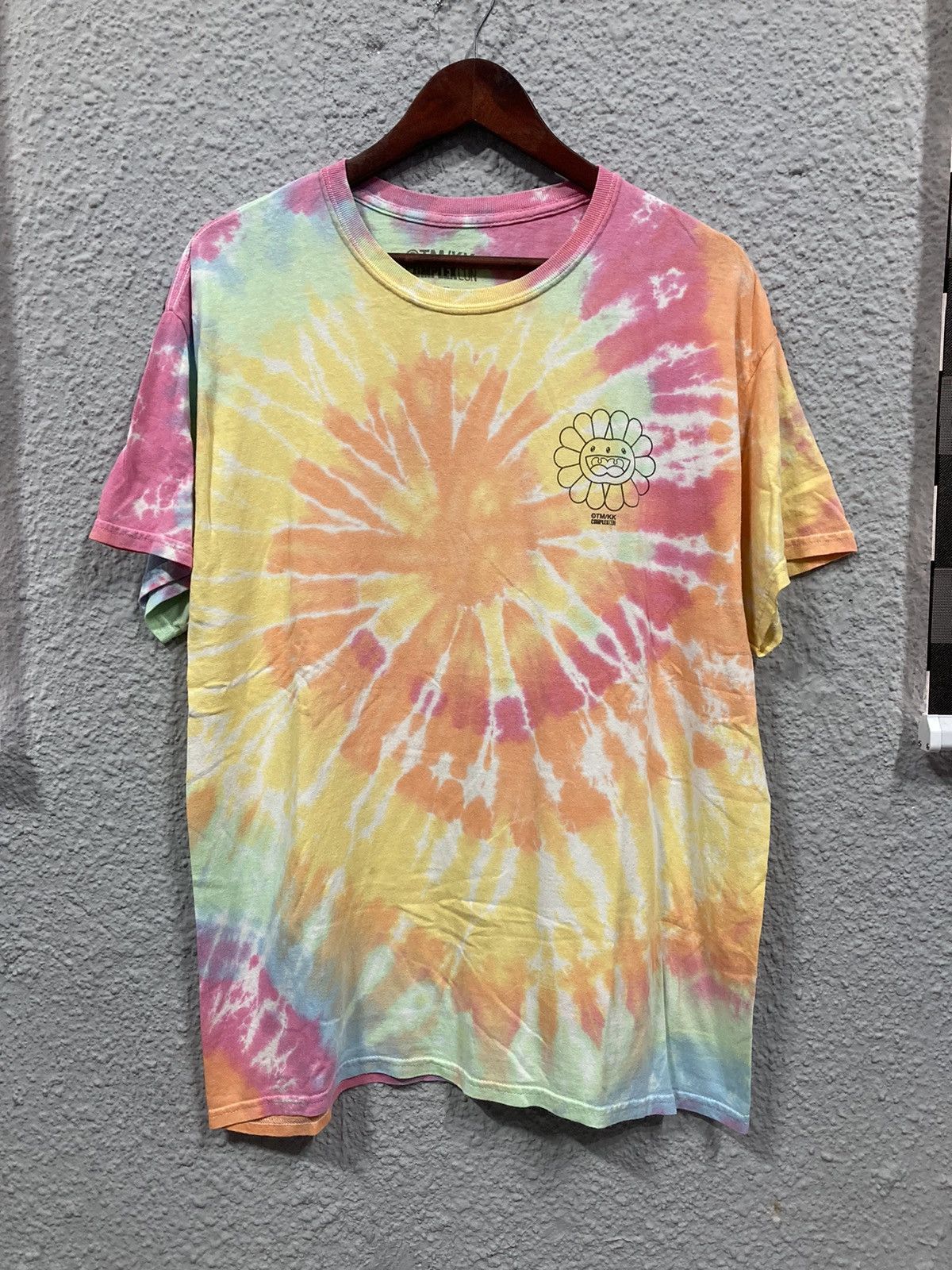 Complex Takashi Murakami Long beach 2019 tie dye Size US L / EU 52-54 / 3 - 2 Thumbnail