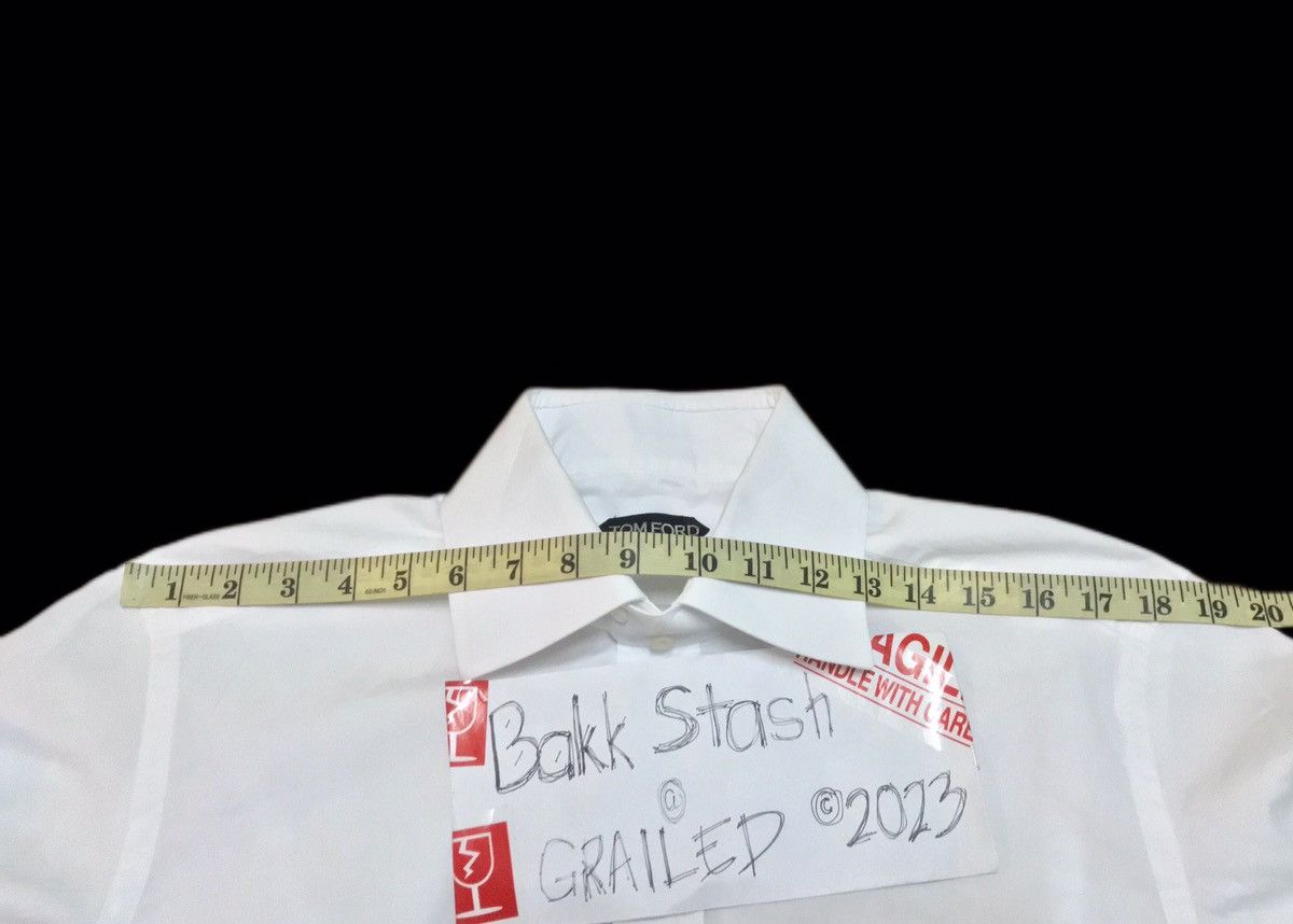 Tom Ford Vintage Tom Ford Buttoned Shirt Size US M / EU 48-50 / 2 - 11 Thumbnail