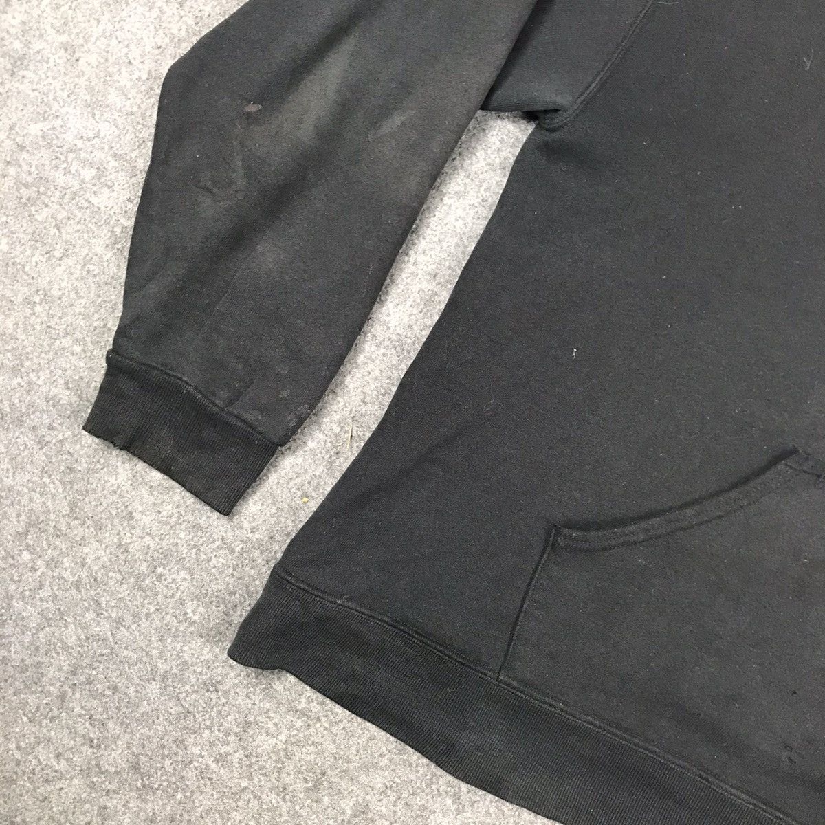 Japanese Brand × Russell Athletic × Vintage 🔥Russell Athletic sunfaded hoodie All Black🔥 Size US XL / EU 56 / 4 - 6 Thumbnail