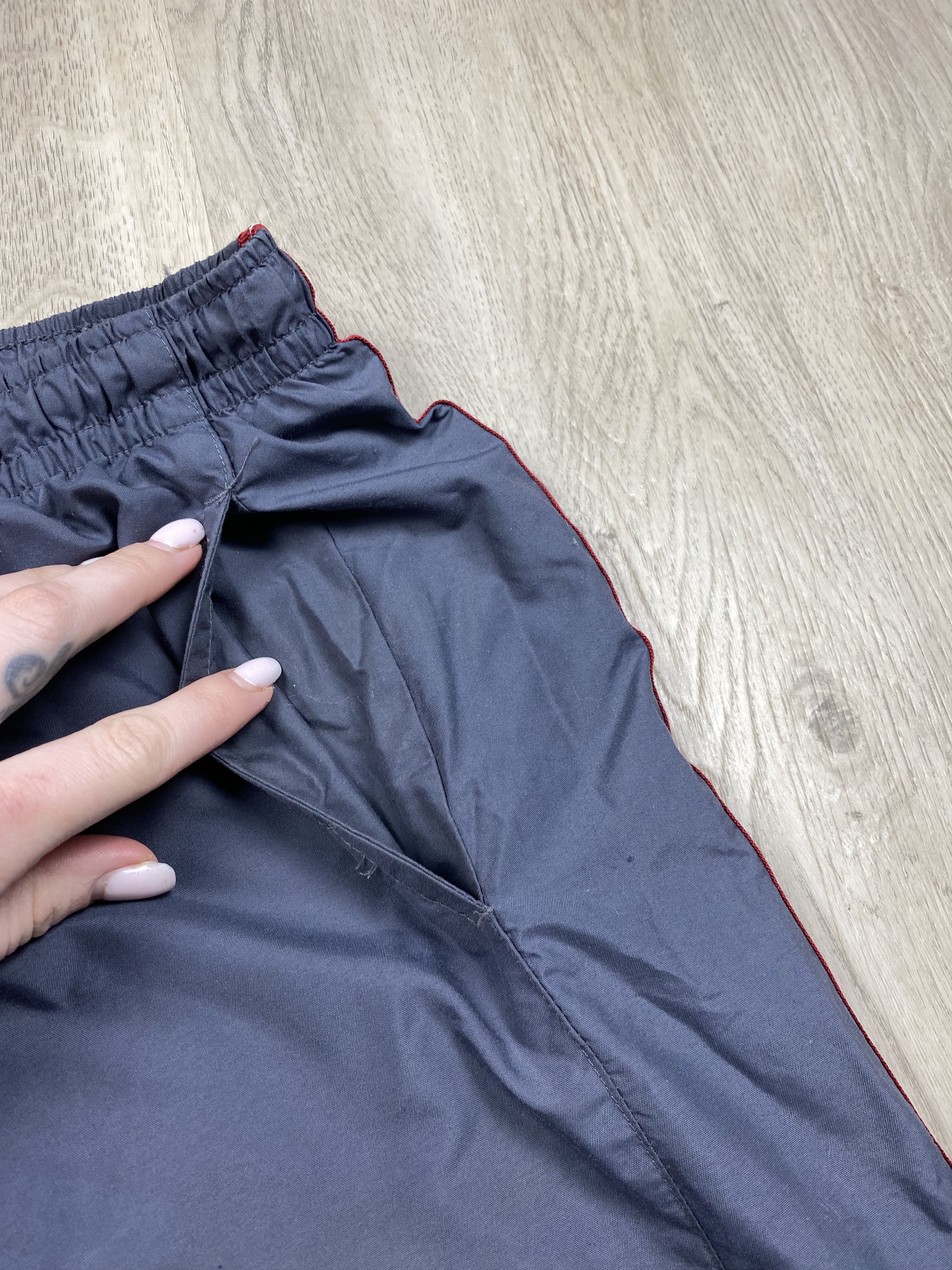 Nike Nike Vintage Mens Nylon Pants Drill style Y2K Size US 30 / EU 46 - 3 Thumbnail