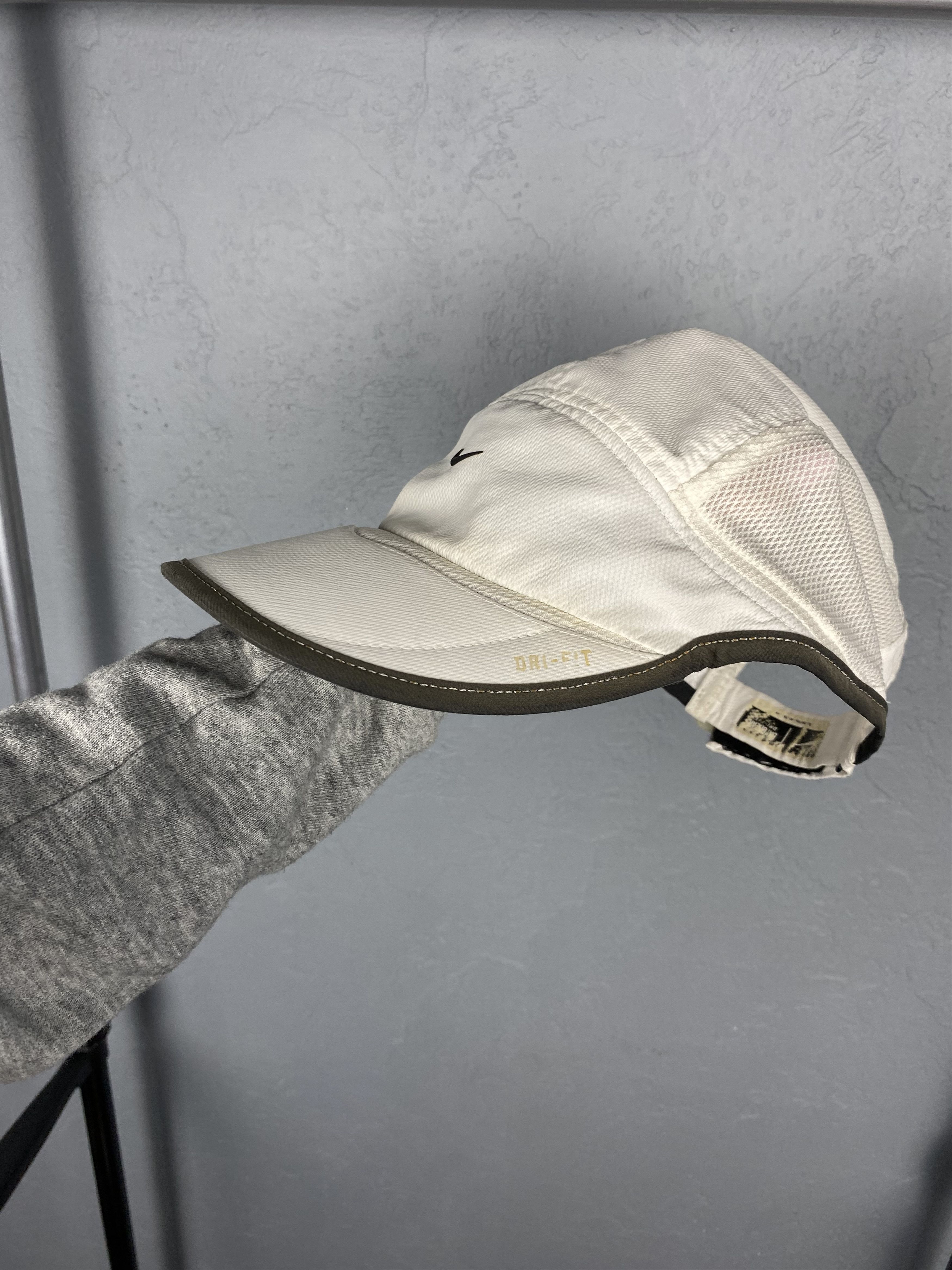 Nike × Vintage Nike Vintage Hat Cap Dri Fit Swoosh Y2K Size ONE SIZE - 3 Thumbnail