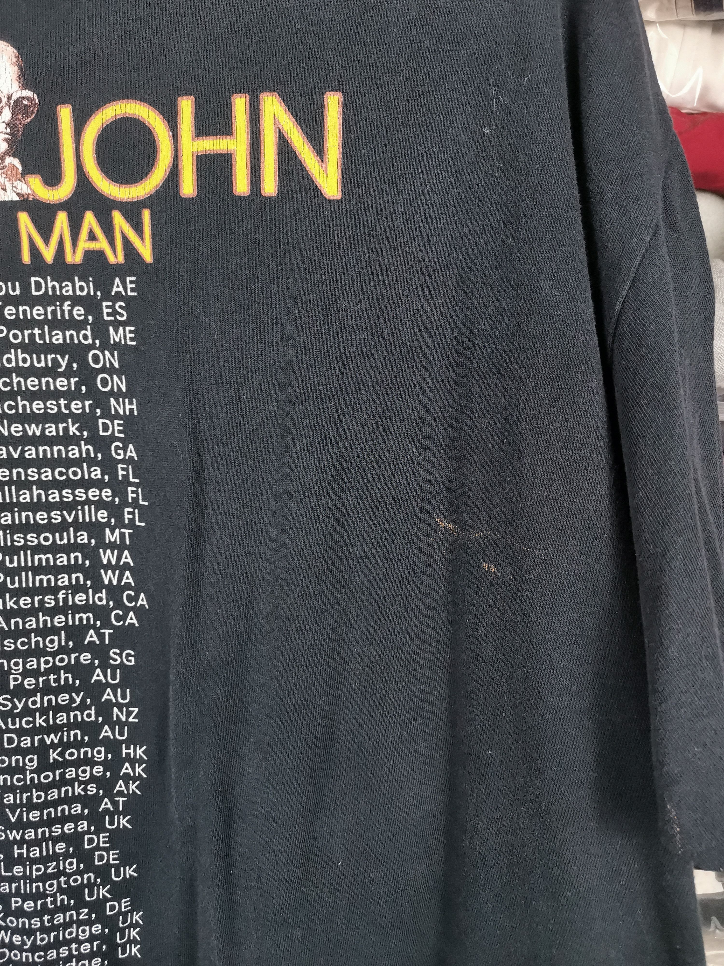 Band Tees Vintage Elton John Rocket Man Tour 2008 Tshirt Size US XL / EU 56 / 4 - 5 Thumbnail