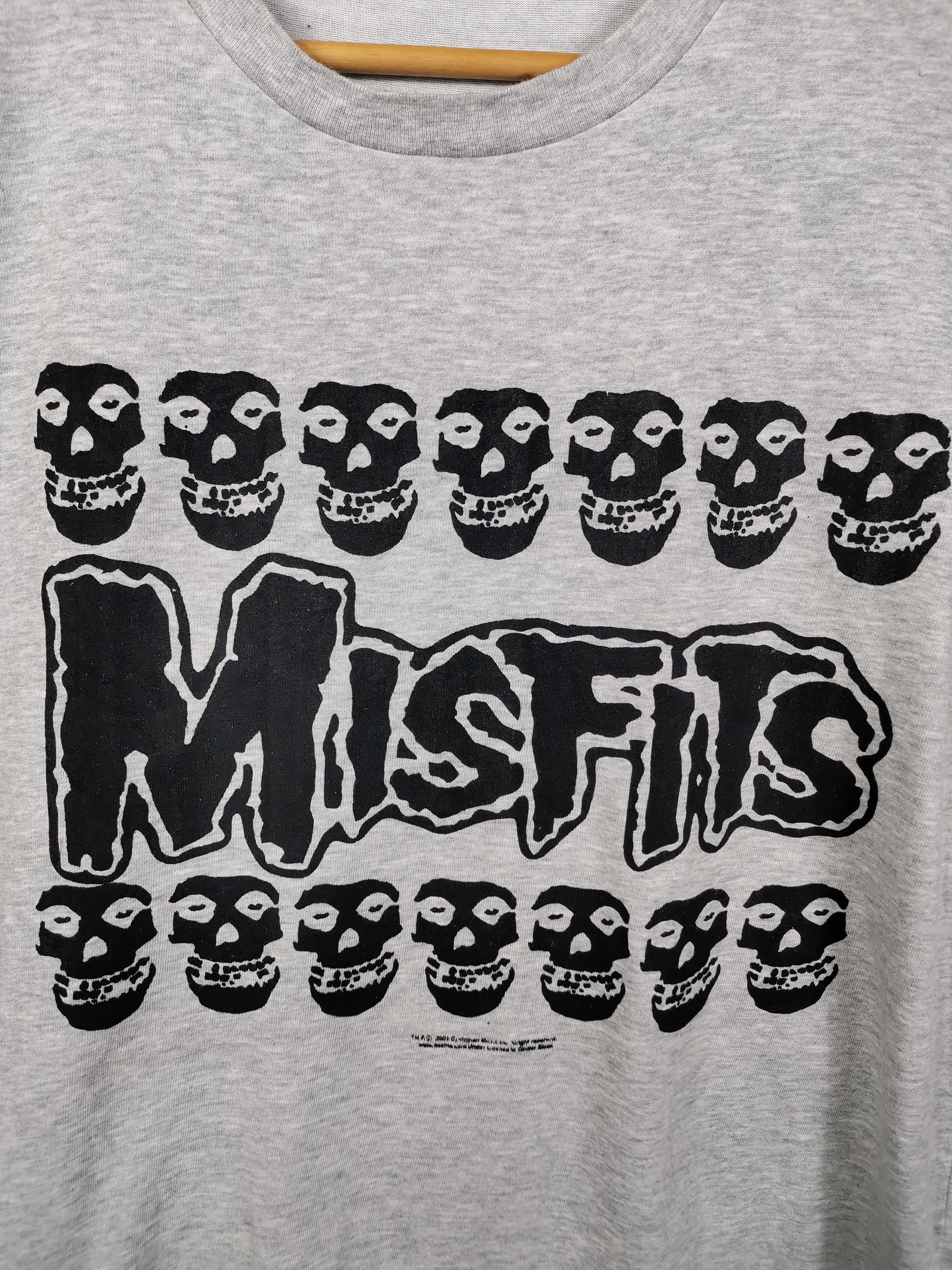 Misfits Vintage 2001 Misfits Band Tee Tshirt Size US XL / EU 56 / 4 - 2 Thumbnail