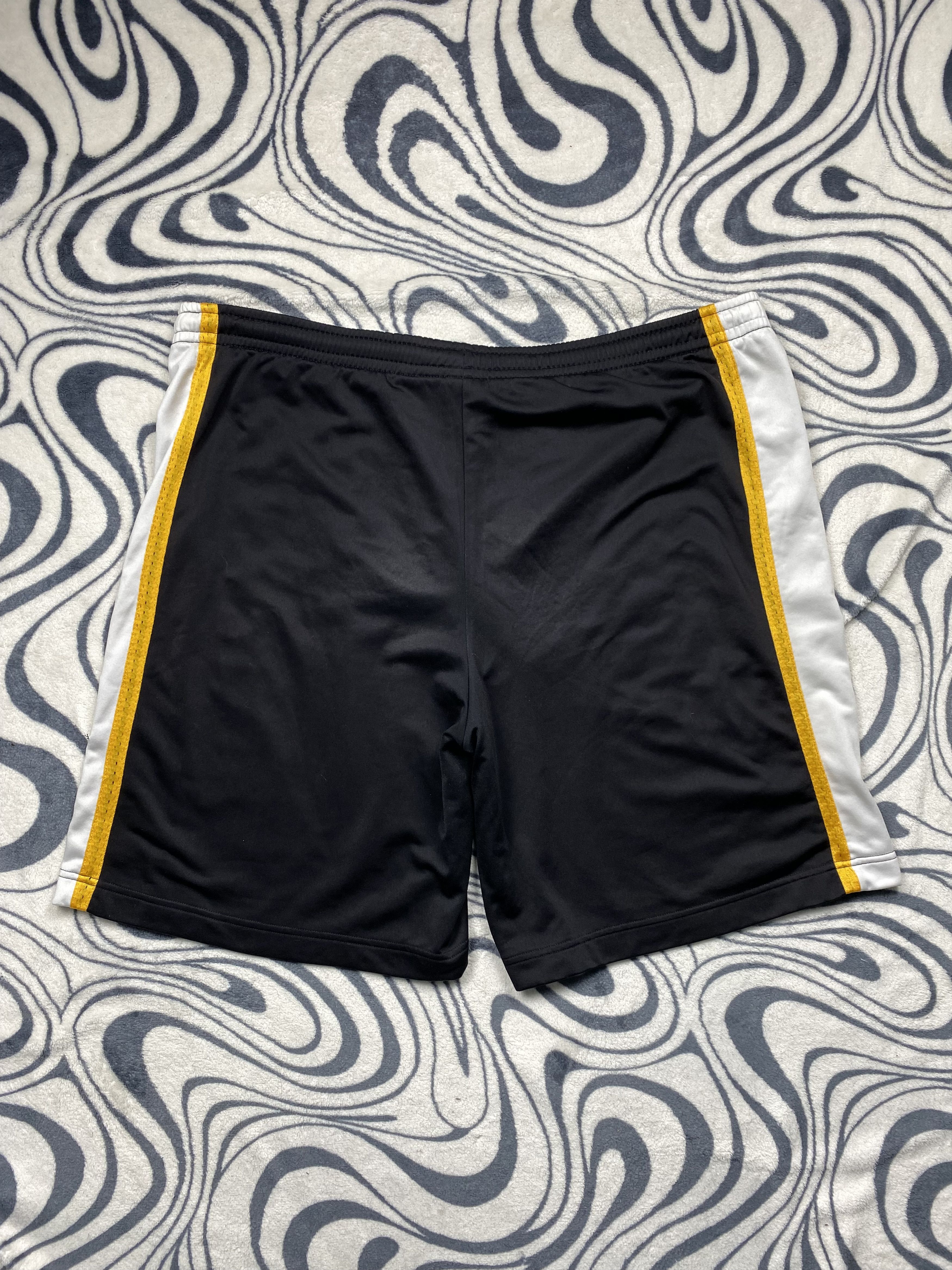 Nike × Vintage Nike 90s Vintage Mens Shorts Y2K Size US 38 / EU 54 - 5 Thumbnail