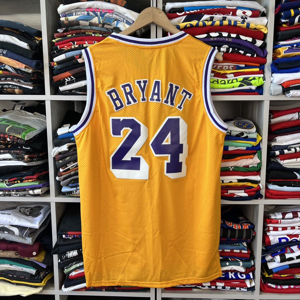 Adidas × NBA × Vintage ADIDAS NBA LOS ANGELES LAKERS #24 BRYANT JERSEY SIZE M Size US M / EU 48-50 / 2 - 2 Thumbnail