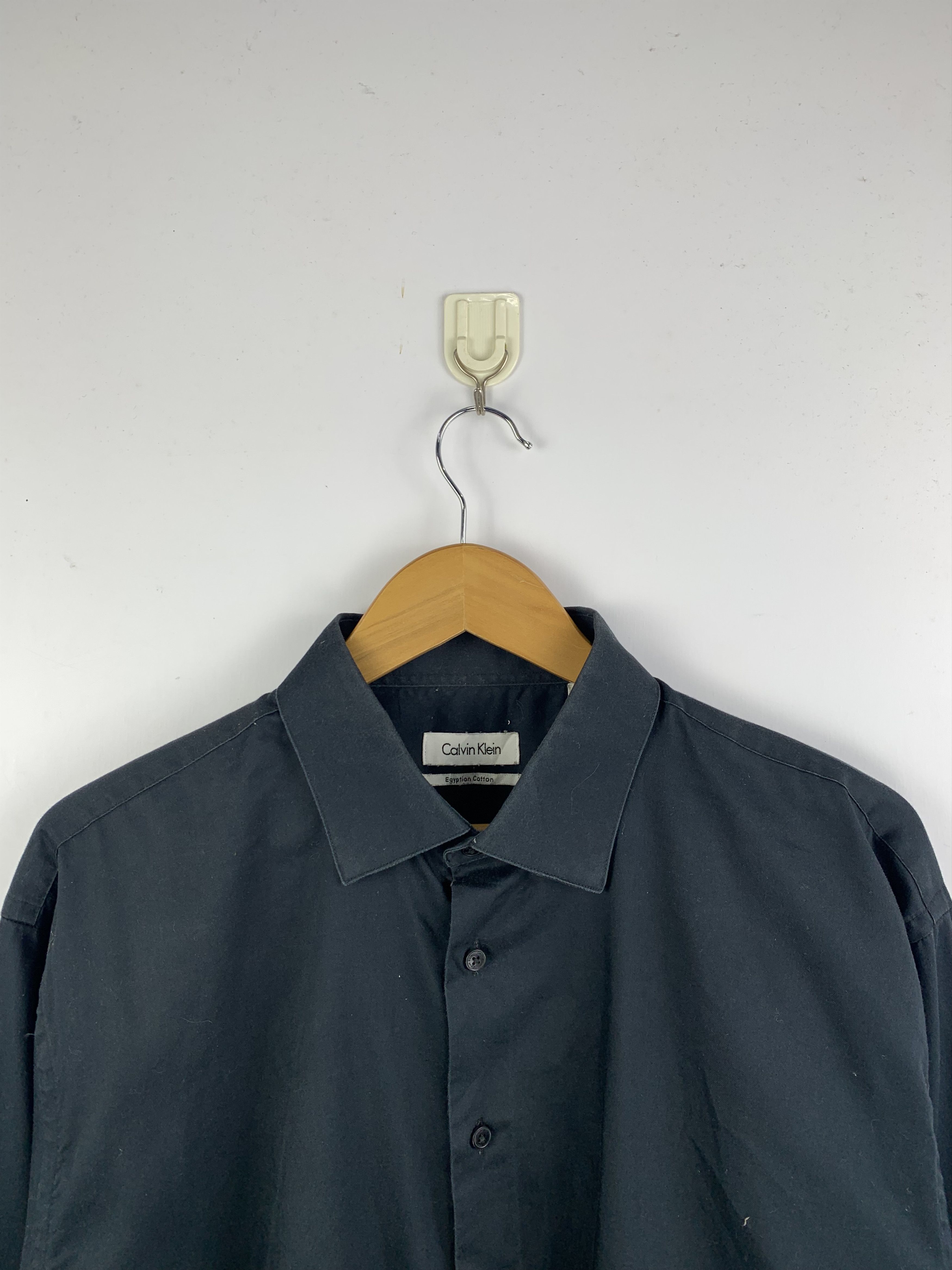 Calvin Klein × Vintage Vintage 90s Calvin Klein Button Up Long Sleeve Shirt J1630 Size US XL / EU 56 / 4 - 2 Thumbnail