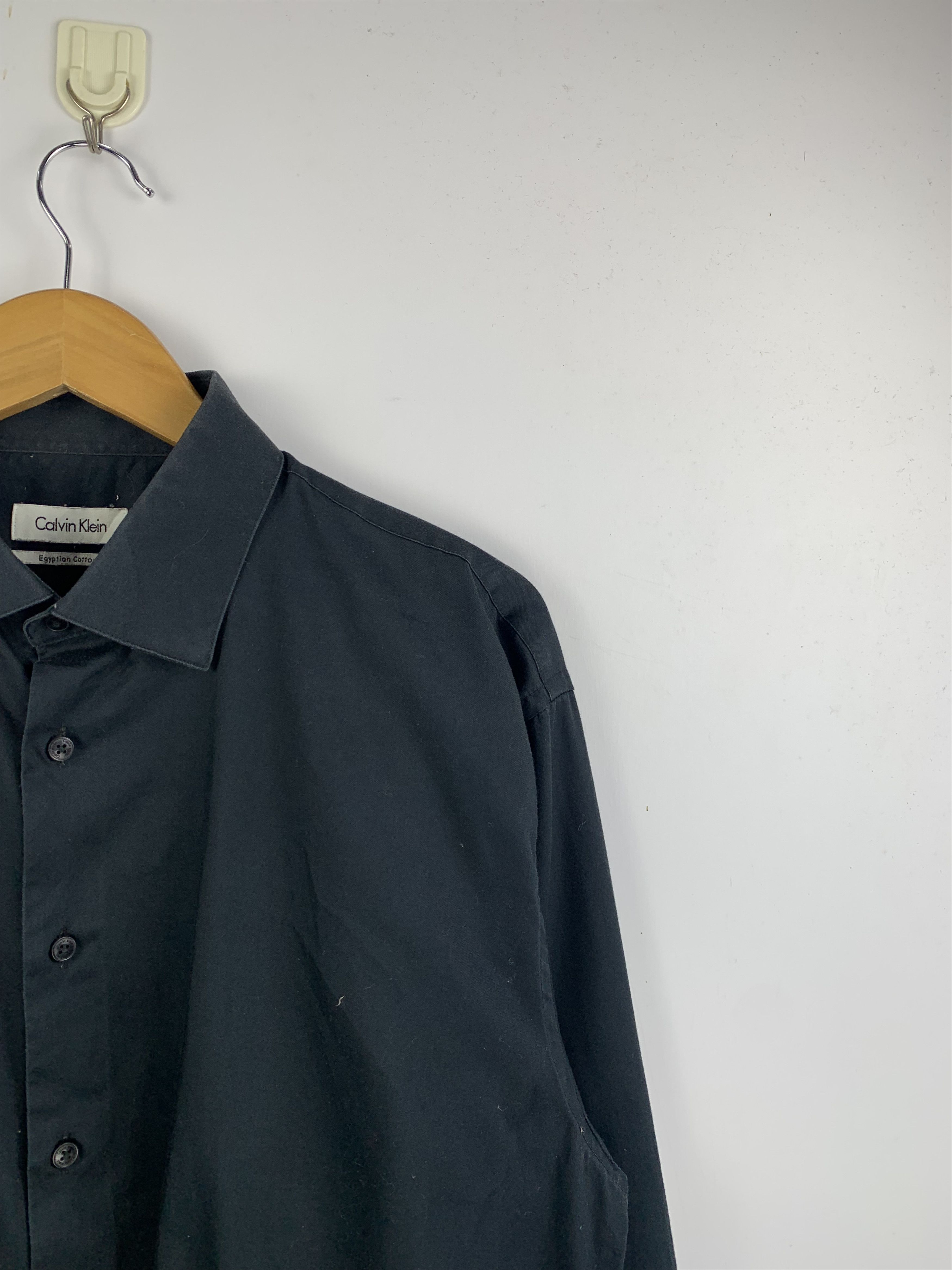 Calvin Klein × Vintage Vintage 90s Calvin Klein Button Up Long Sleeve Shirt J1630 Size US XL / EU 56 / 4 - 10 Thumbnail