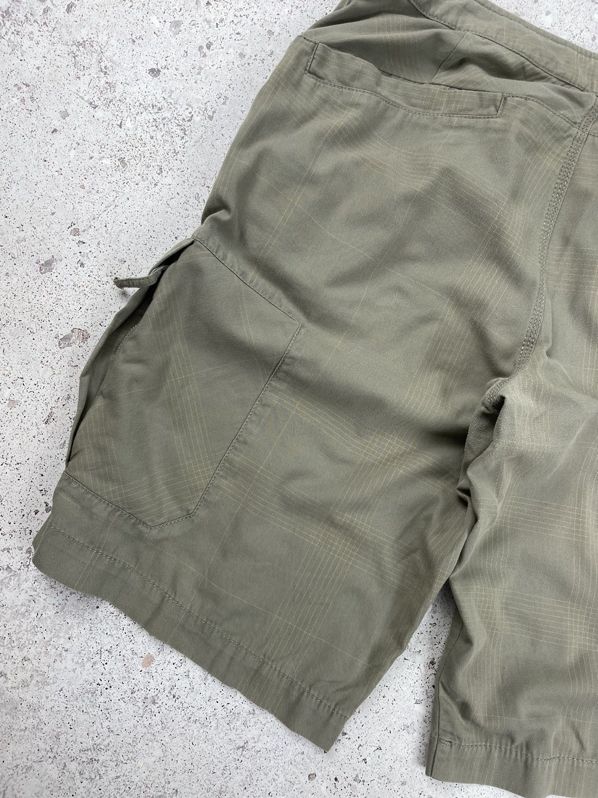 Nike × Vintage Y2k Vintage Nike Cargo Shorts Size 36 Size US 36 / EU 52 - 7 Thumbnail