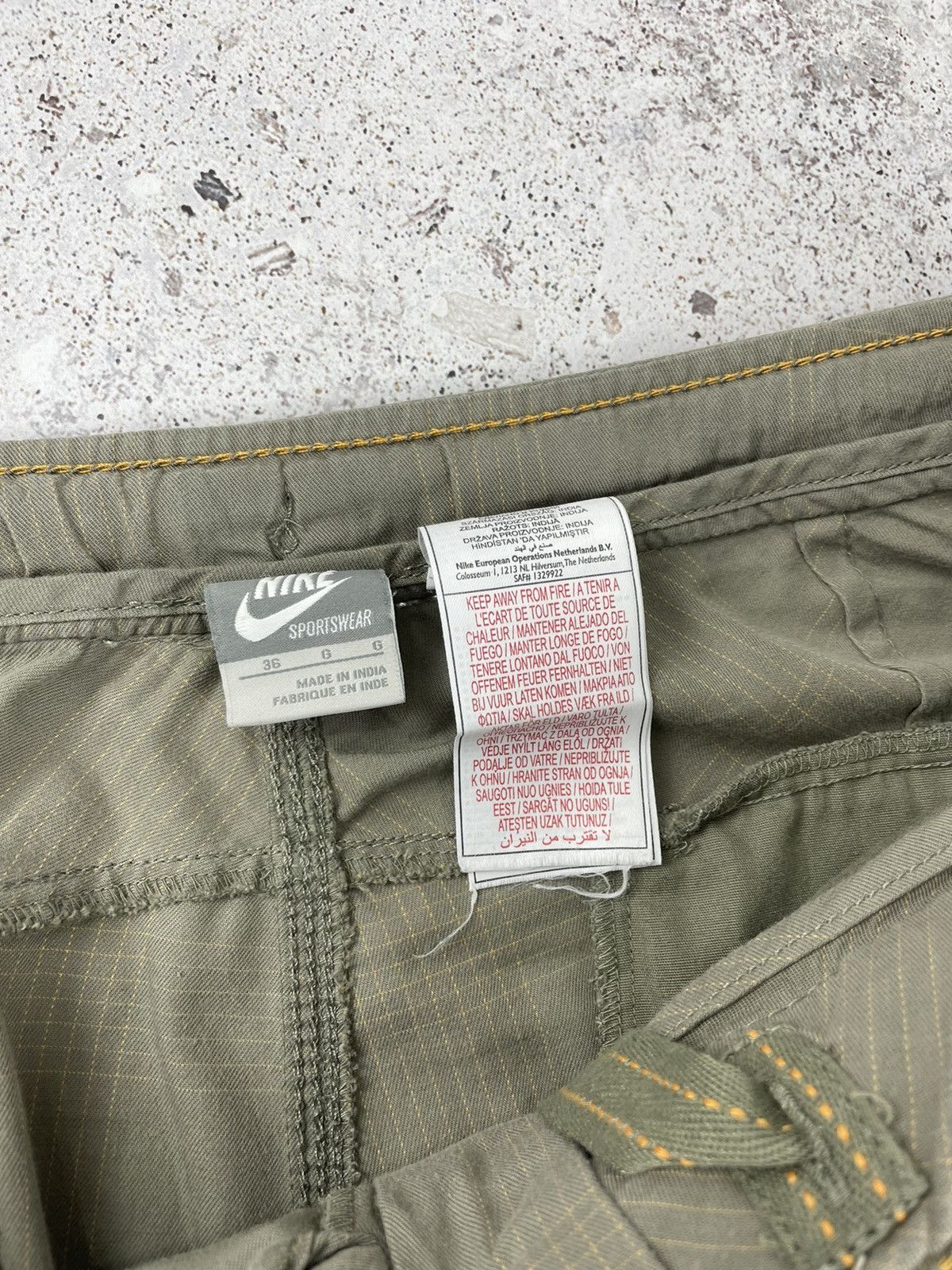 Nike × Vintage Y2k Vintage Nike Cargo Shorts Size 36 Size US 36 / EU 52 - 5 Thumbnail