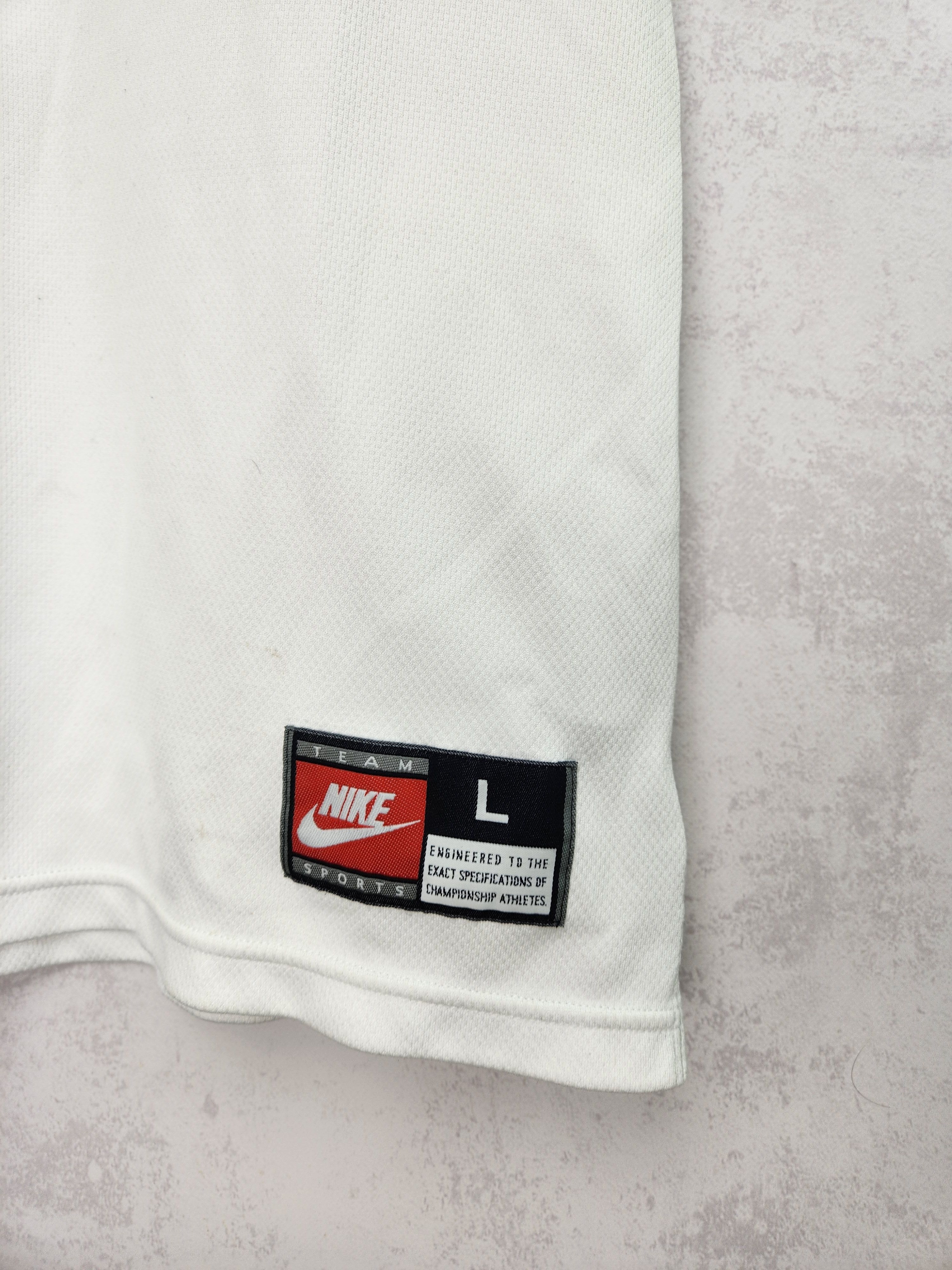 NBA Rare vintage Nike basketball jersey tee Size US L / EU 52-54 / 3 - 3 Thumbnail
