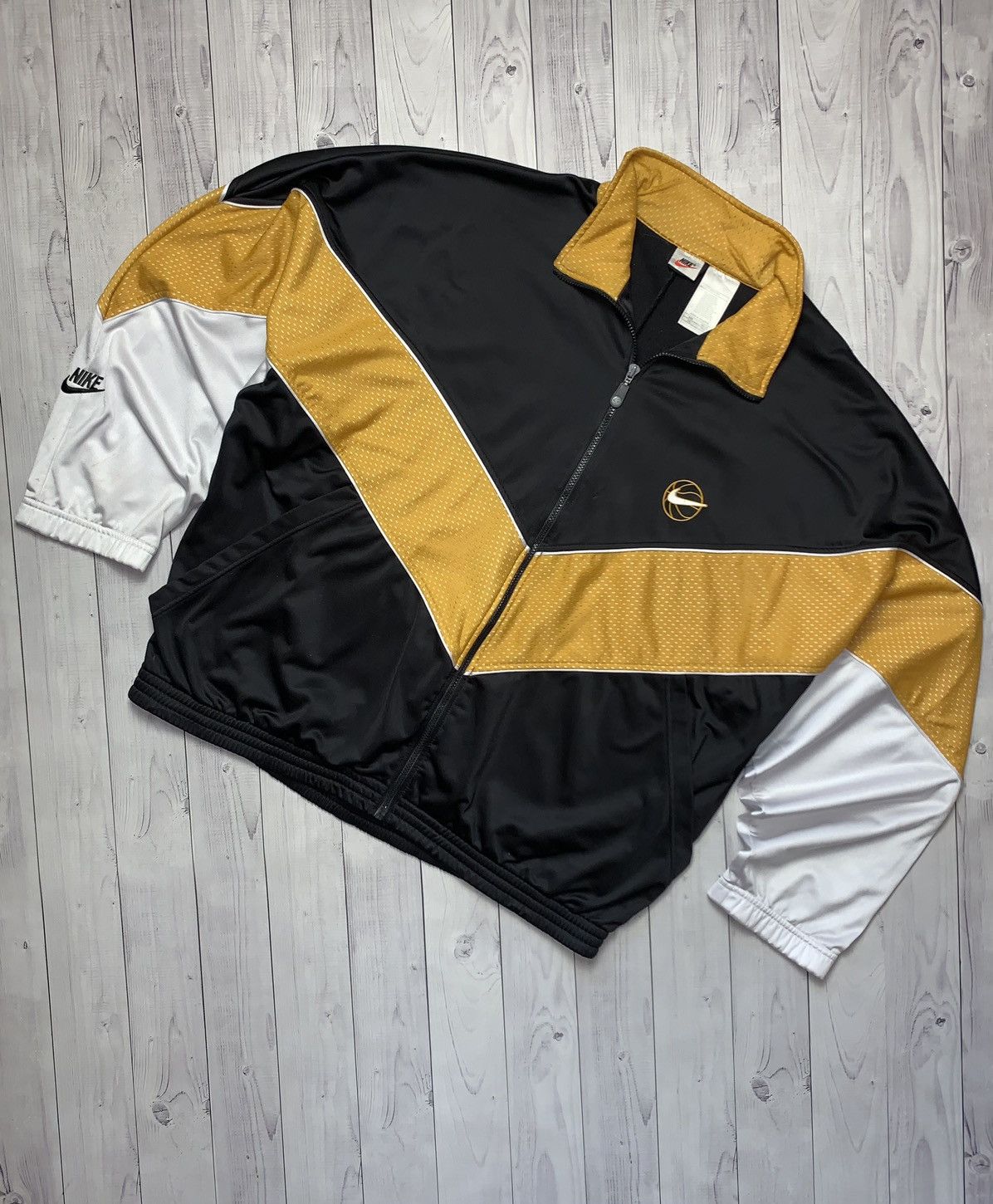 Nike × Vintage Vintage Nike track jacket size XXL logo Size US XXL / EU 58 / 5 - 1 Thumbnail