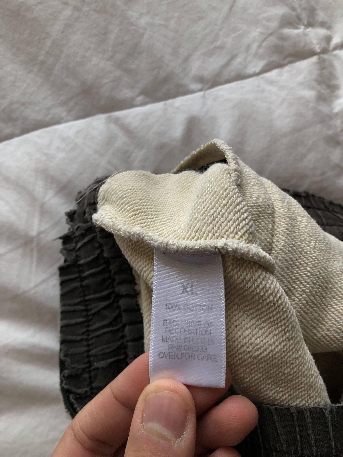 Fear of God OG Fear of God Essentials Cream Logo Shorts Size US 38 / EU 54 - 5 Thumbnail