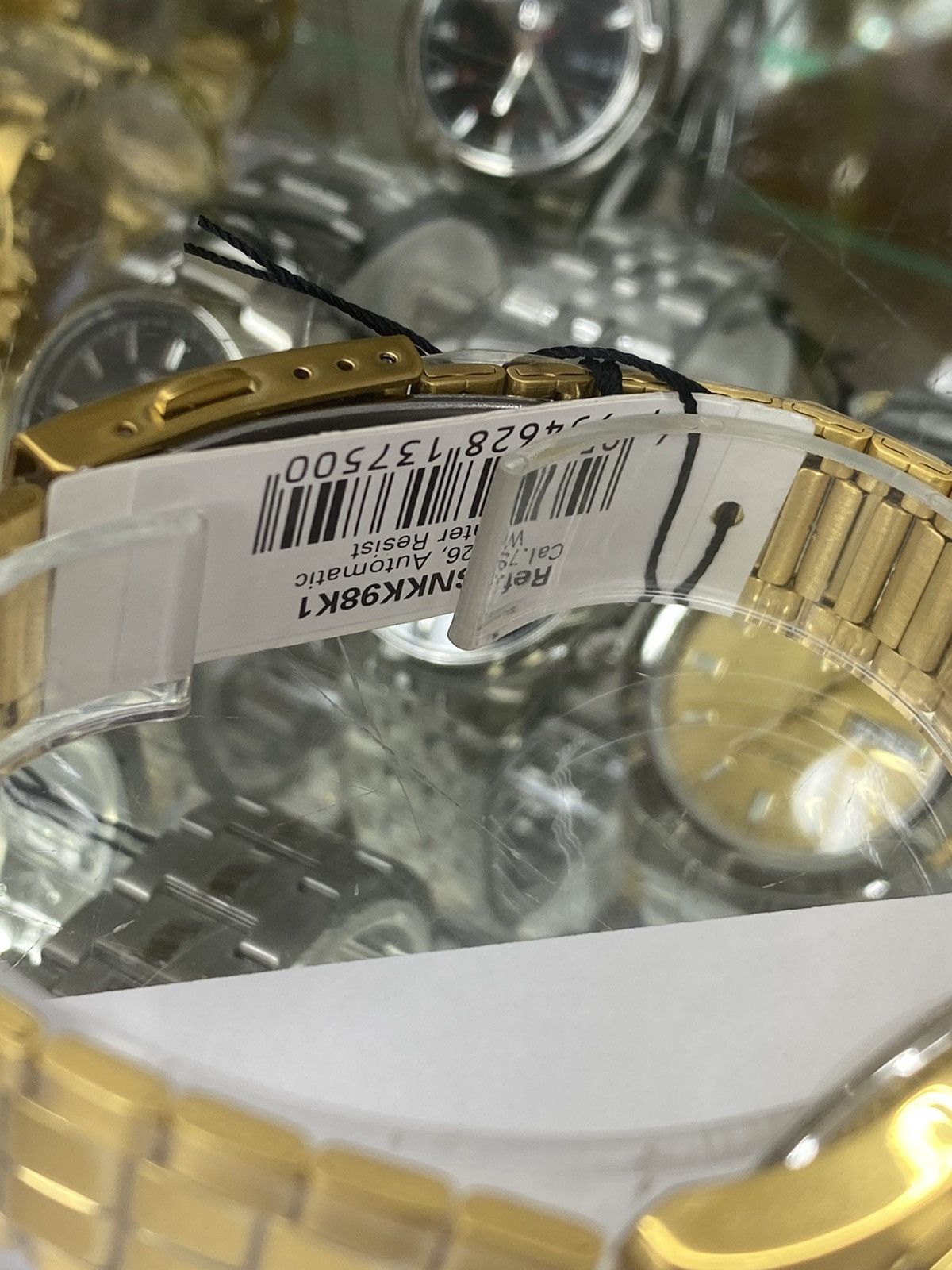 Seiko Seiko Men's Seiko 5 Automatic Gold Dial Size 40 - 6 Thumbnail