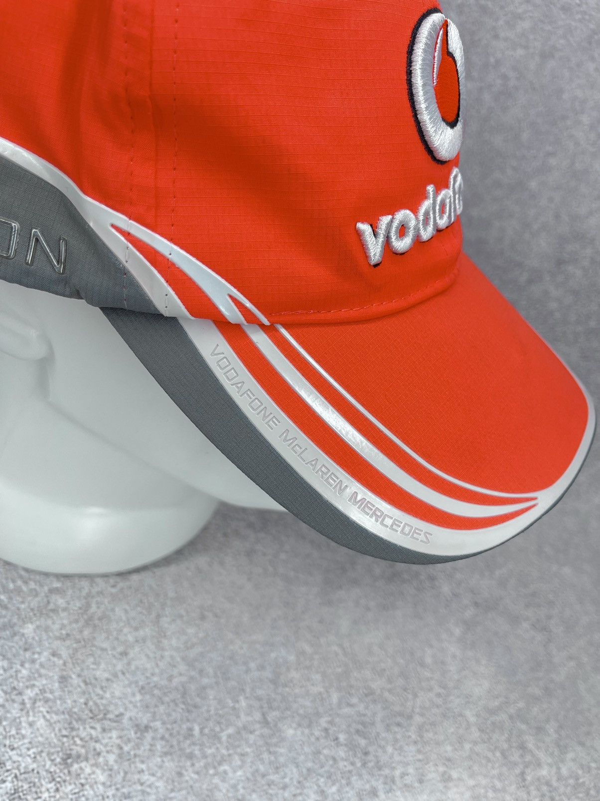 Mercedes-Benz Vintage Vodafone McLaren Mercedes Jenson Sergio Cap Hat Y2K Size ONE SIZE - 3 Thumbnail
