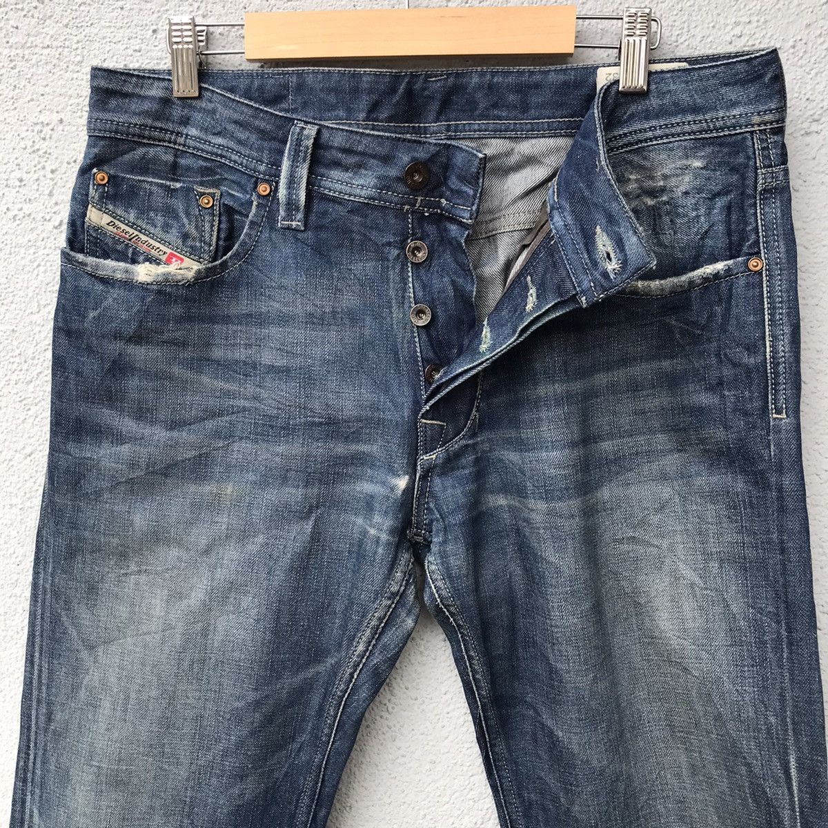 Diesel Vintage Diesel Denim Italy Distressed Jeans Pants Size US 33 - 10 Thumbnail