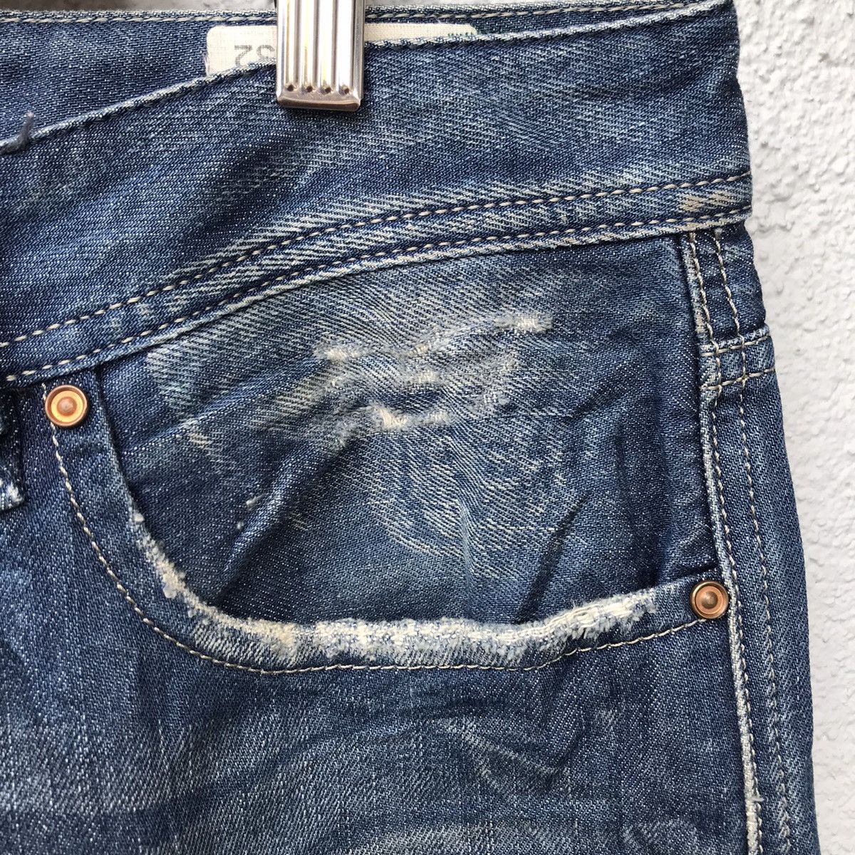 Diesel Vintage Diesel Denim Italy Distressed Jeans Pants Size US 33 - 7 Thumbnail