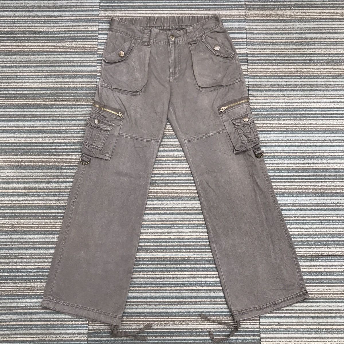 image of Vintage Japanese Multipocket Utility Trousers Cargo Pants in Grey, Men's (Size 30)