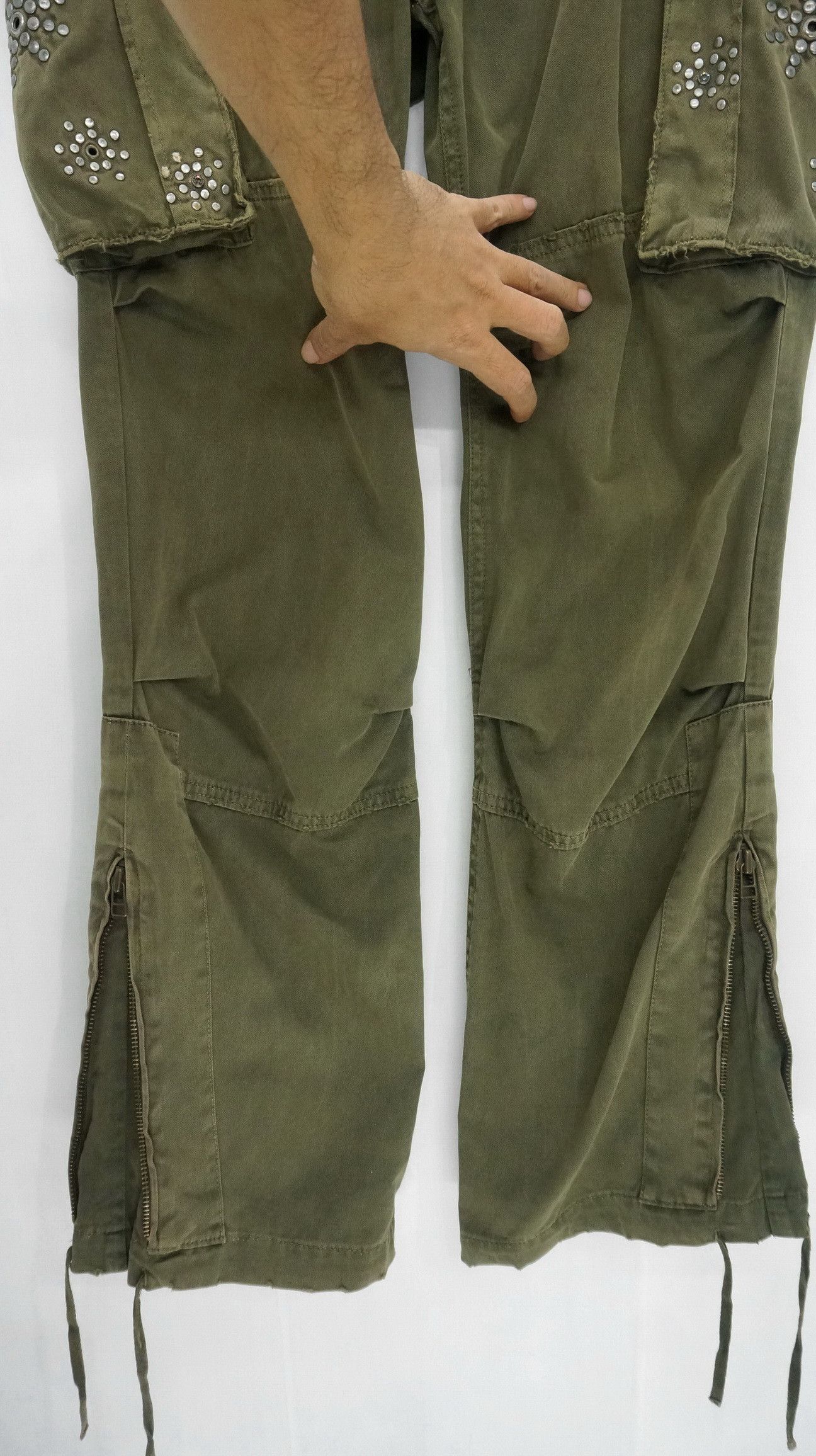 Japanese Brand Vintage🔥 MANGROVE Japan Distressed Studded Cargo Pant Size US 34 / EU 50 - 8 Thumbnail