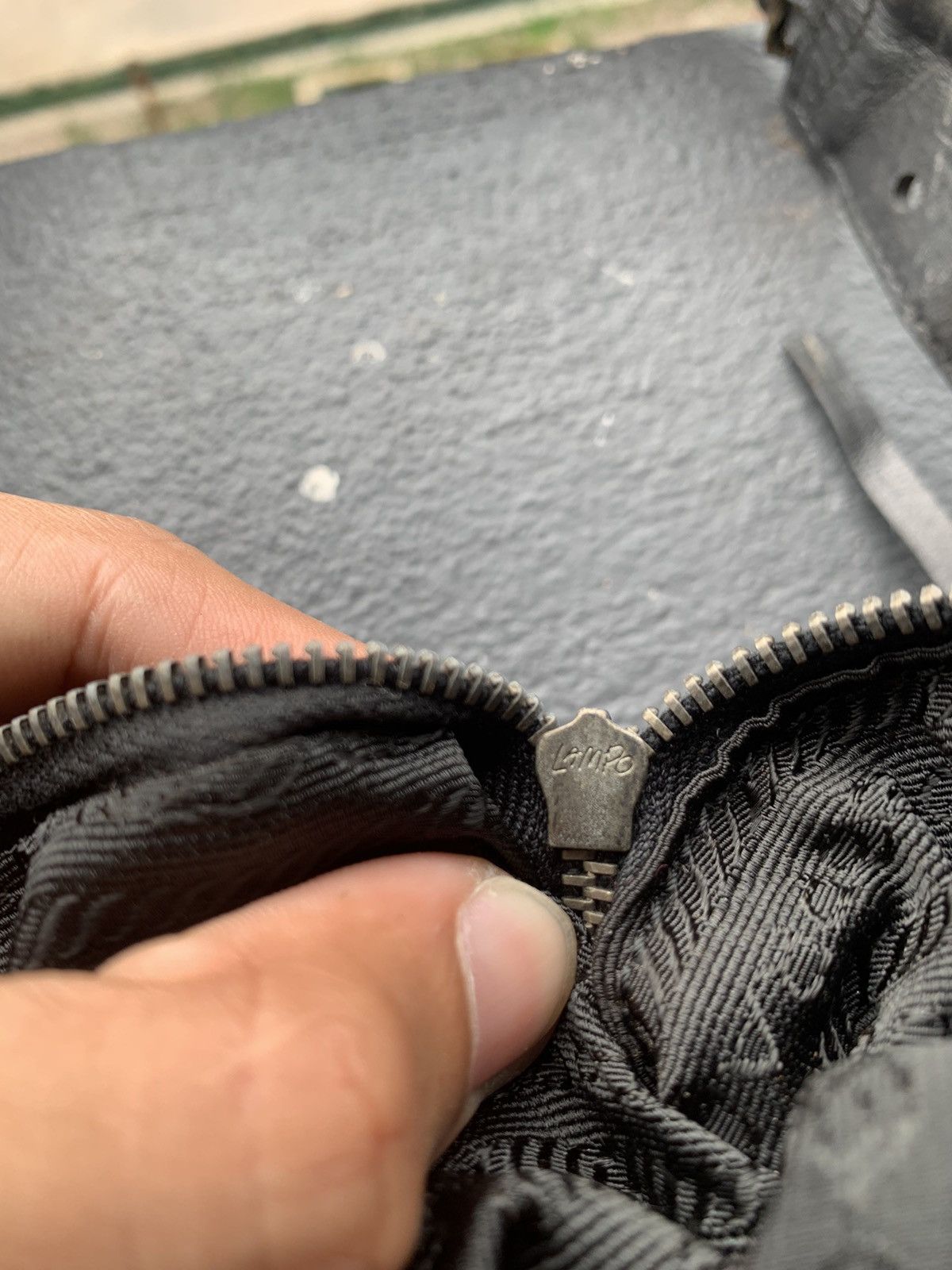 Prada Vintage prada nylon bag Size ONE SIZE - 14 Thumbnail