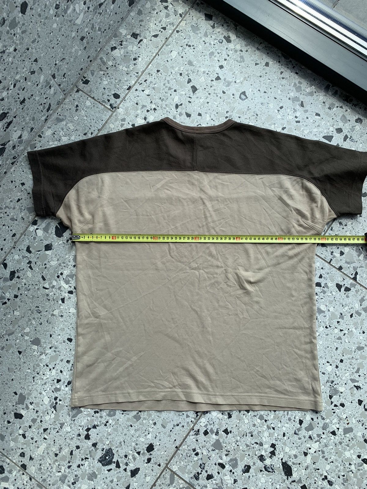 🤎 Oakley Spellout Center Logo Brown Tee Shirt