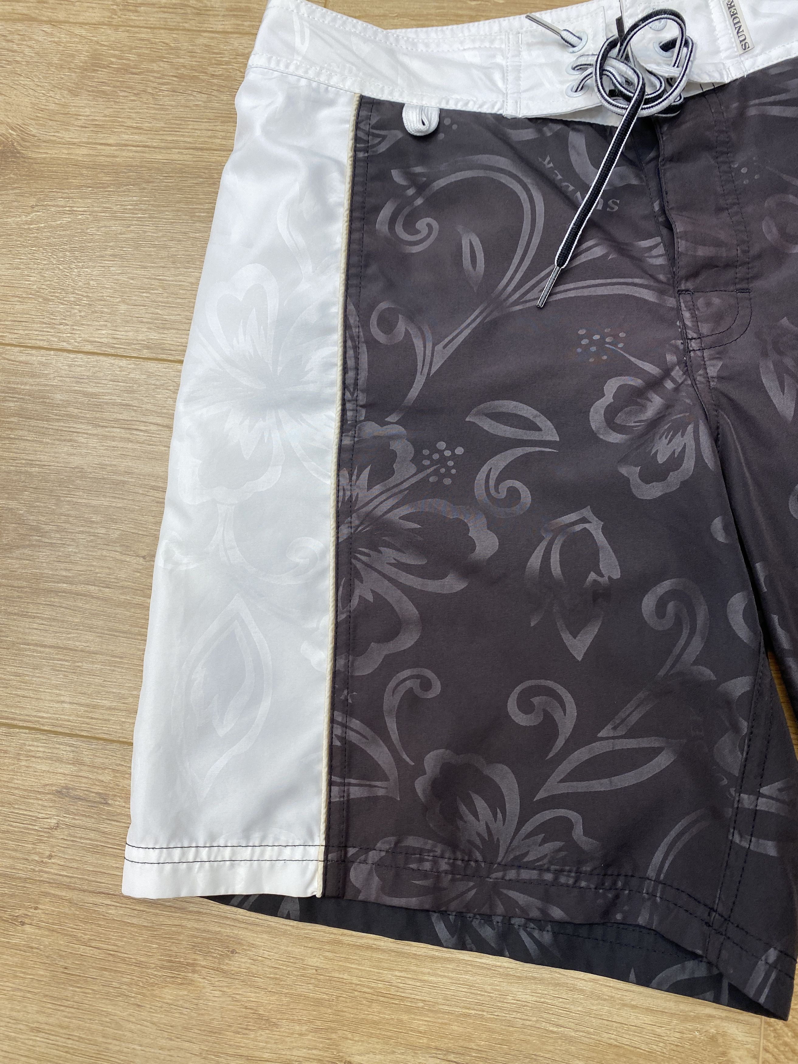 Sundek 50th Anniversary Sundek 32 Floral Shorts Trunks Size 32 S M Size US 32 / EU 48 - 12 Thumbnail