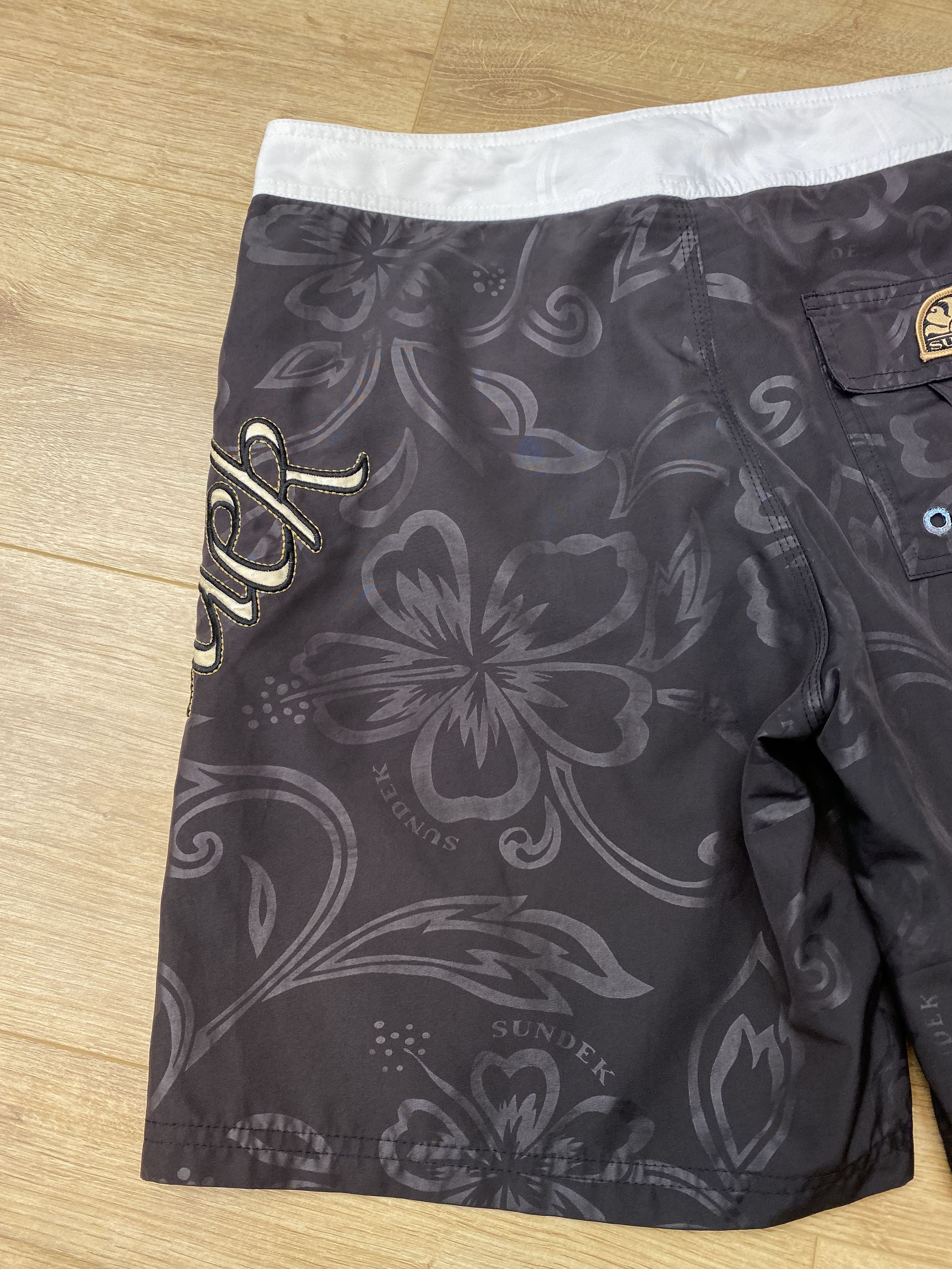 Sundek 50th Anniversary Sundek 32 Floral Shorts Trunks Size 32 S M Size US 32 / EU 48 - 7 Thumbnail