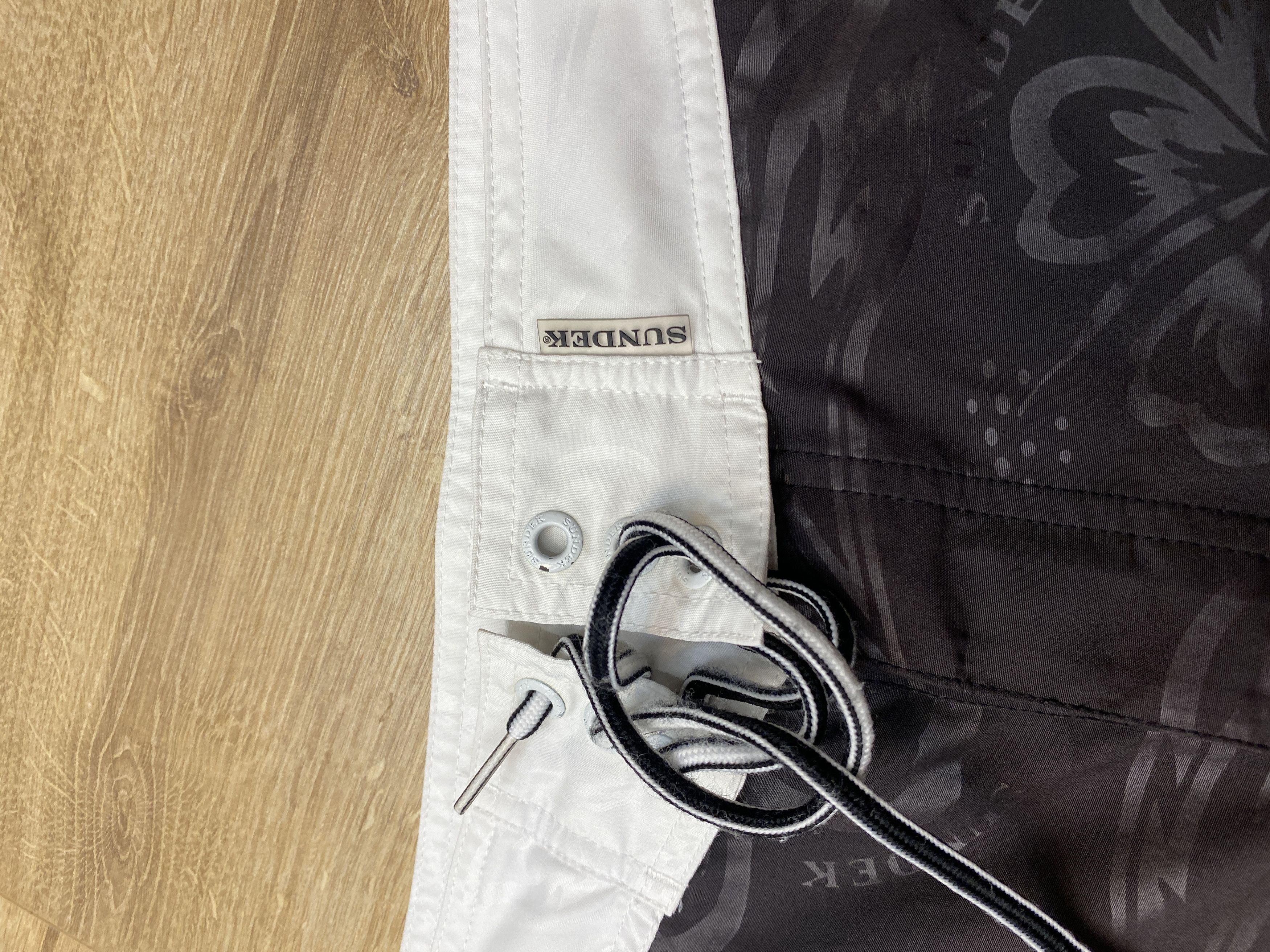 Sundek 50th Anniversary Sundek 32 Floral Shorts Trunks Size 32 S M Size US 32 / EU 48 - 14 Thumbnail