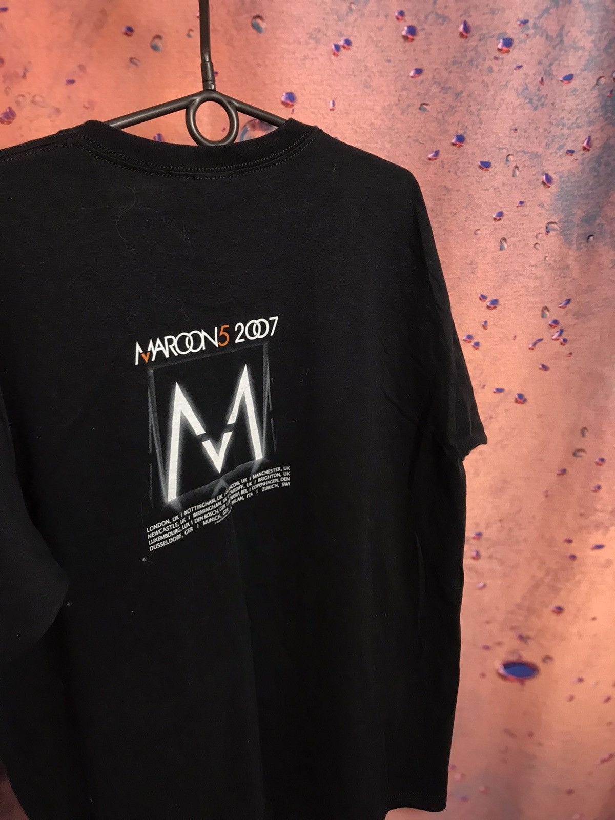 Band Tees Vintage Maroon 5 band rock tee Size US L / EU 52-54 / 3 - 5 Thumbnail