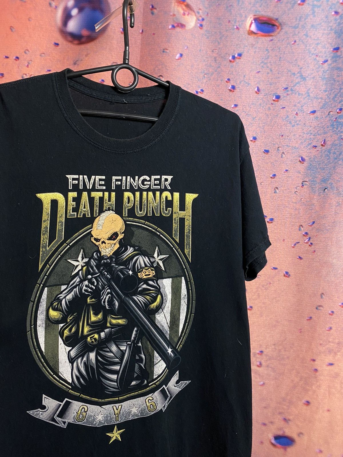 Band Tees Vintage Five Finger Death punch band rock tee Size US M / EU 48-50 / 2 - 1 Thumbnail