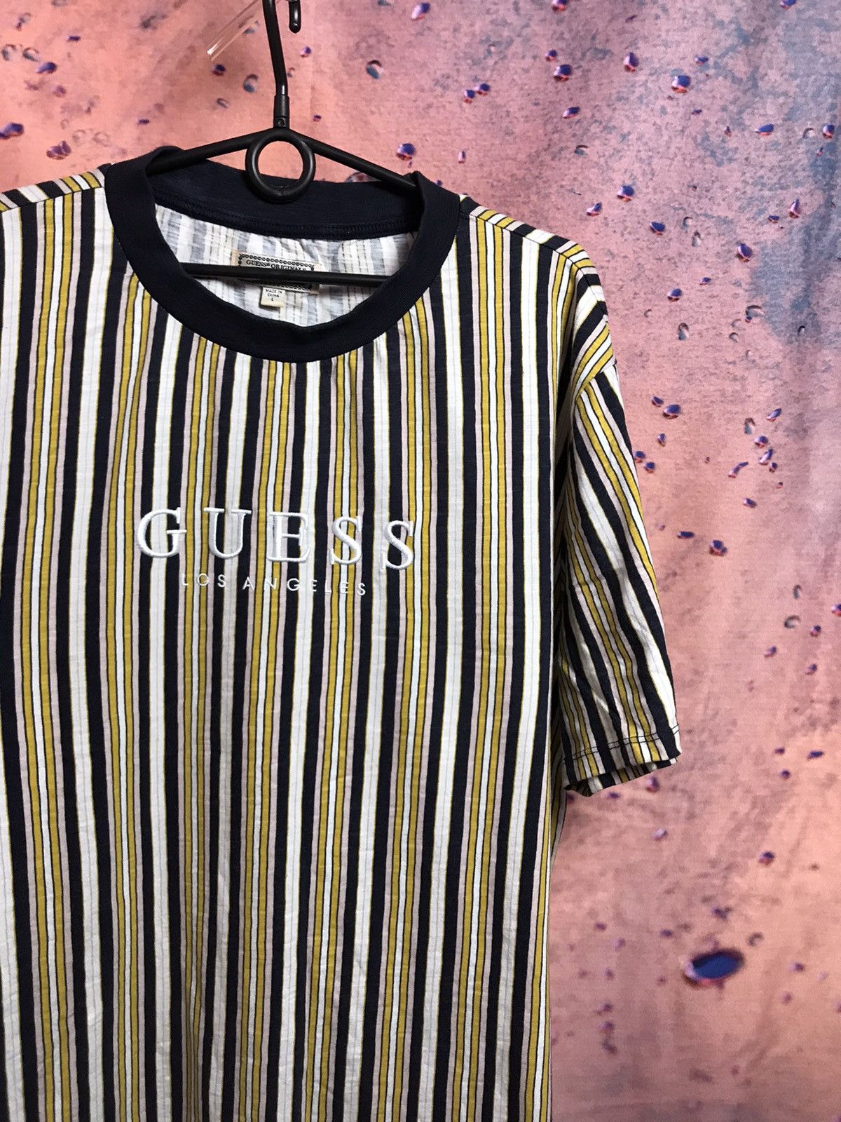 Guess Guess Los Angeles luxury streetwear tee Size US L / EU 52-54 / 3 - 1 Thumbnail
