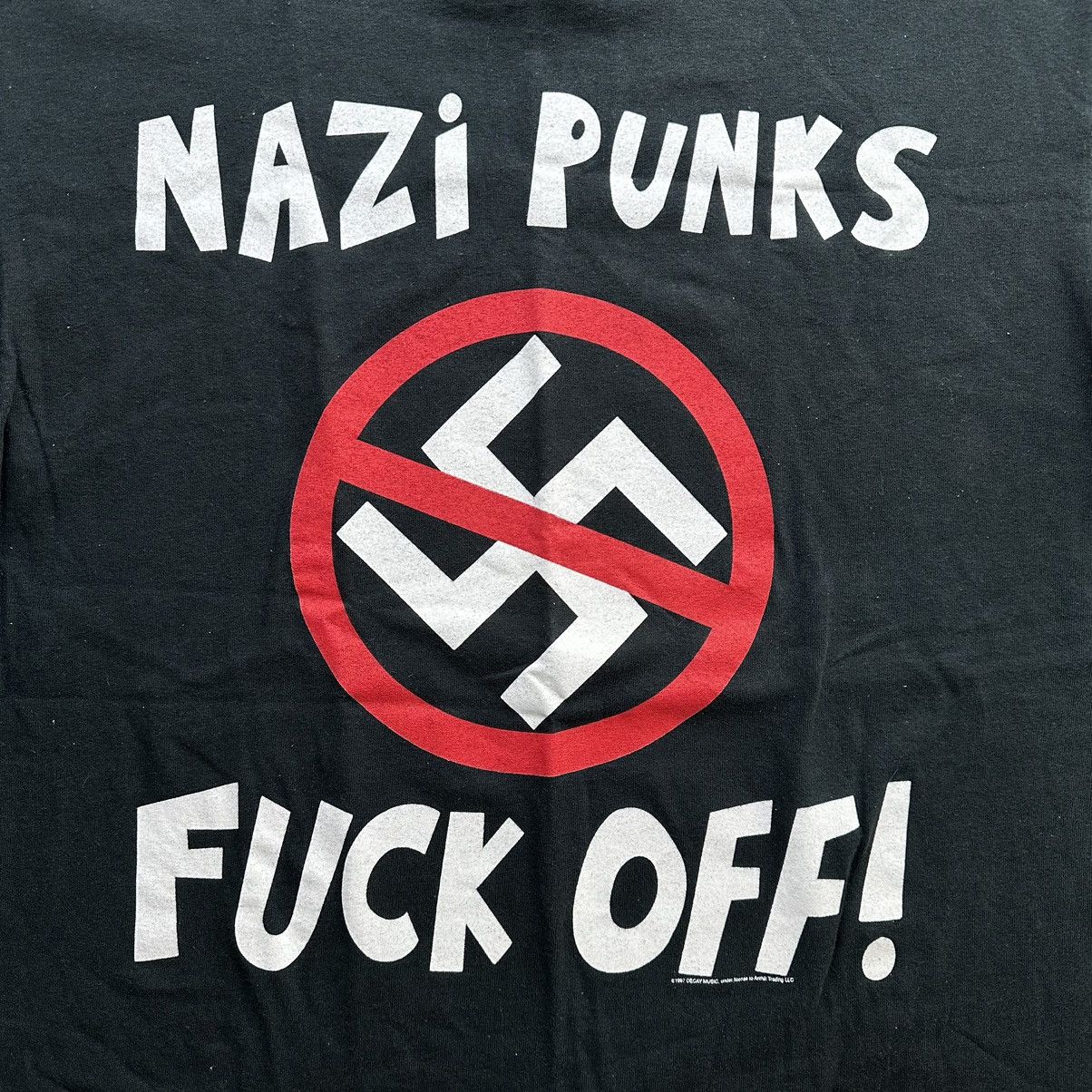 Vintage ‘97 Dead Kennedy’s End Racism tee Size US L / EU 52-54 / 3 - 2 Thumbnail