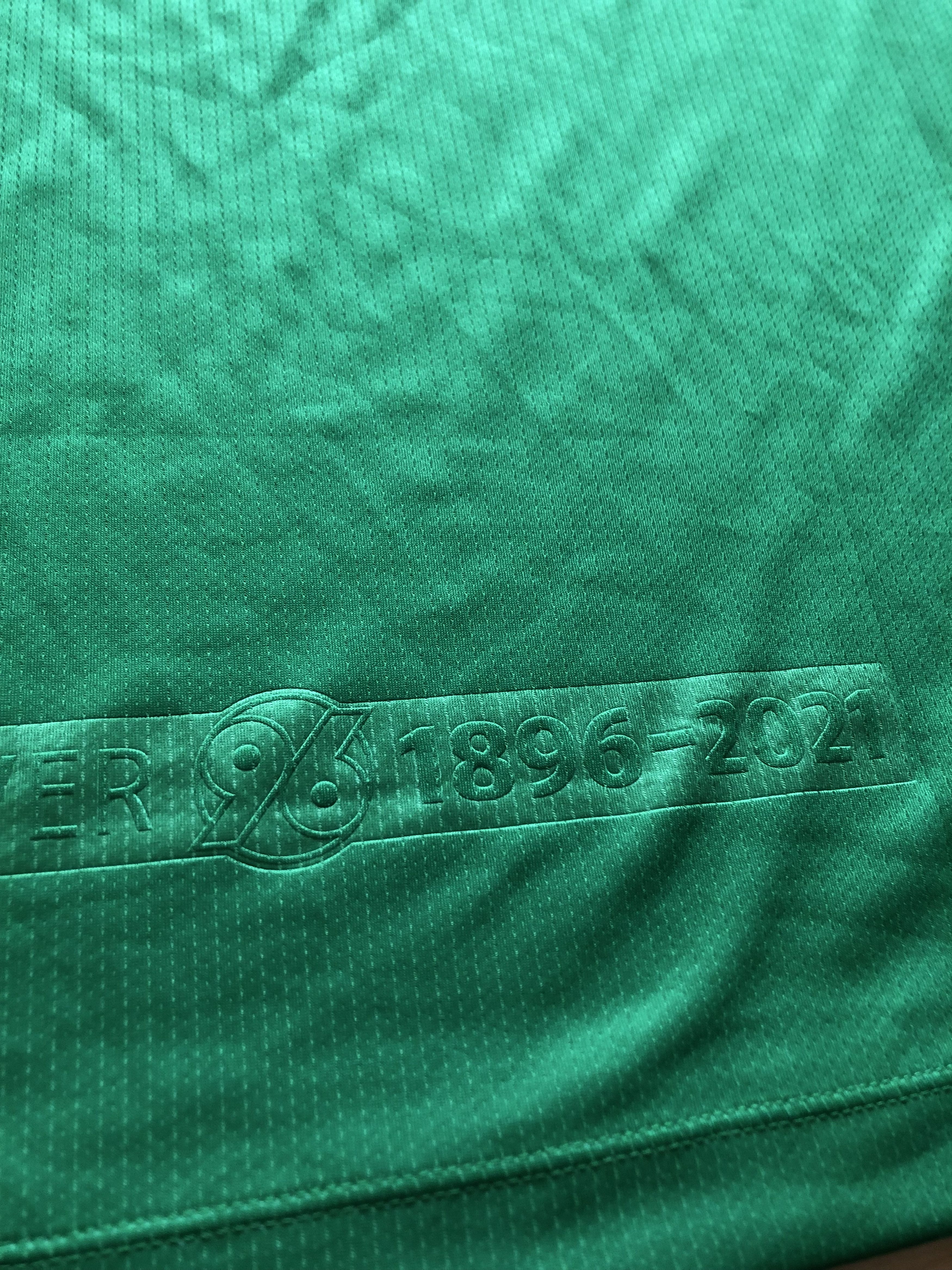 Macron Hannover 96 football shirt 2020 Soccer Tee Y2K Sport Hype Size US XL / EU 56 / 4 - 13 Thumbnail