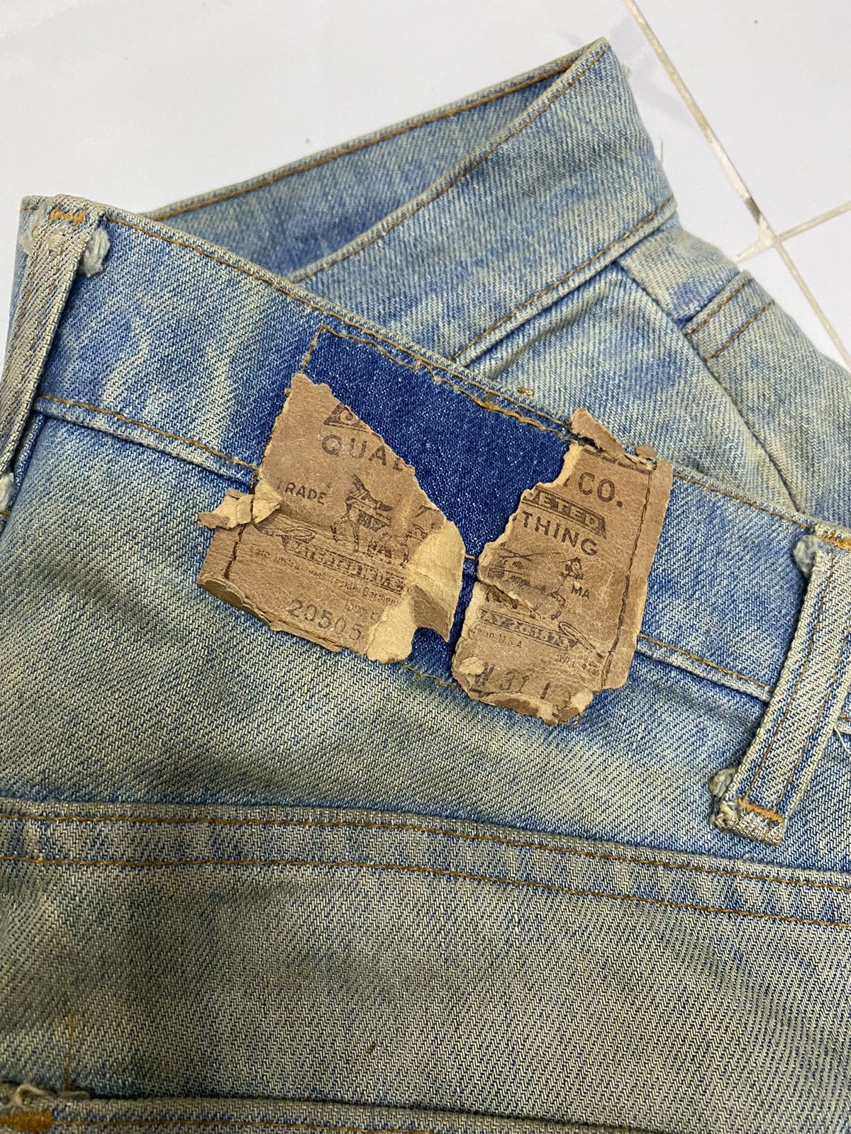 JNCO × Levi's × Vintage VTG🔥LEVIS ORANGE TAB 505 #8 DISTRESSED DENIM JEANS Size US 31 - 8 Thumbnail