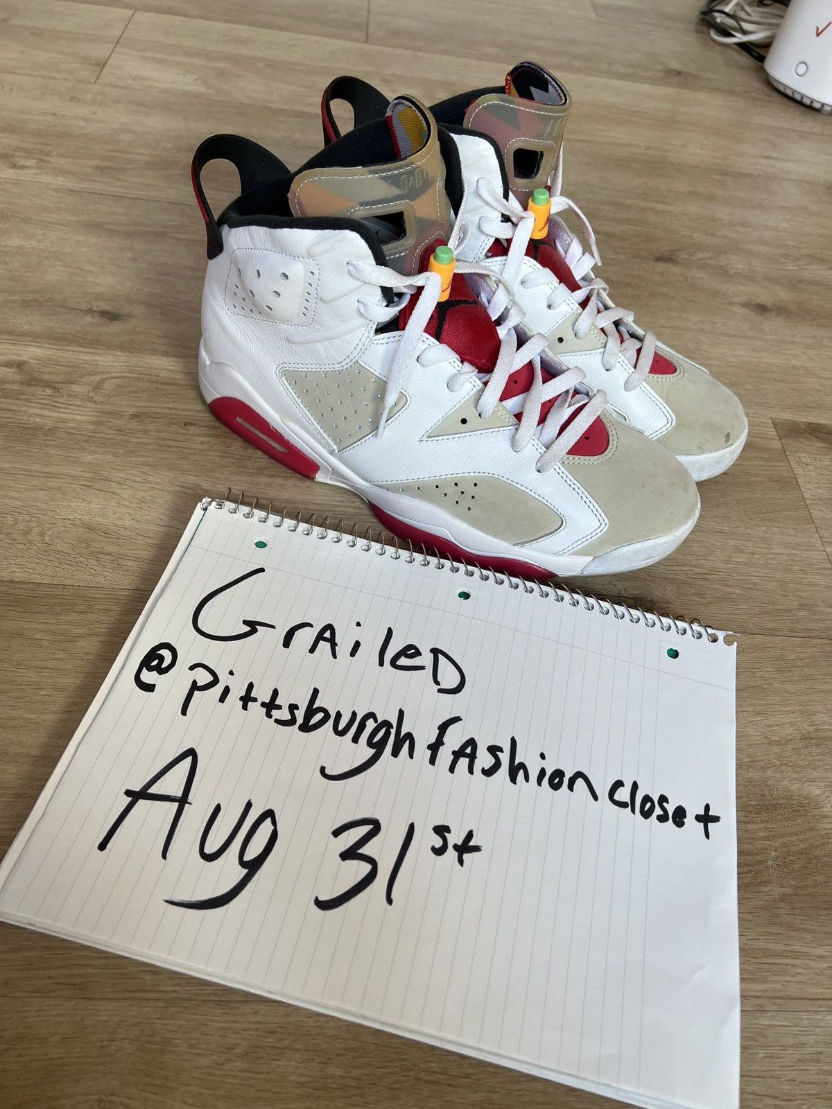 Jordan Brand Jordan Retro 6 Hare Size US 10.5 / EU 43-44 - 9 Thumbnail