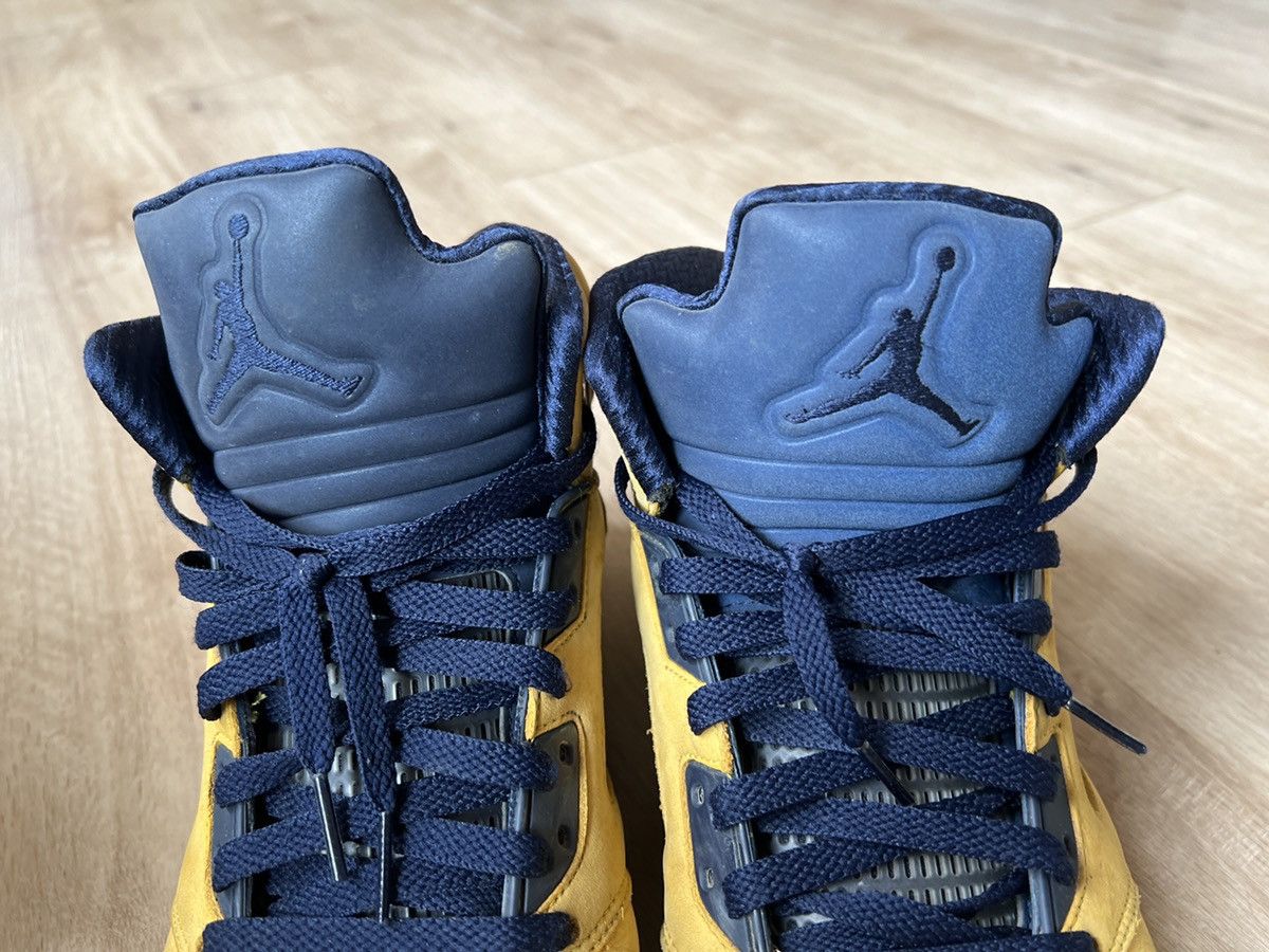Jordan Brand Jordan Retro 5 Michigan Size US 10.5 / EU 43-44 - 8 Thumbnail