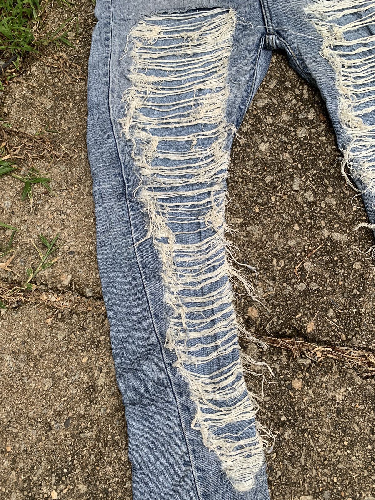 Japanese Brand × Jean 🔥STEALS🔥 distressed unsqueaky blue jeans Size 30" / US 8 / IT 44 - 4 Thumbnail