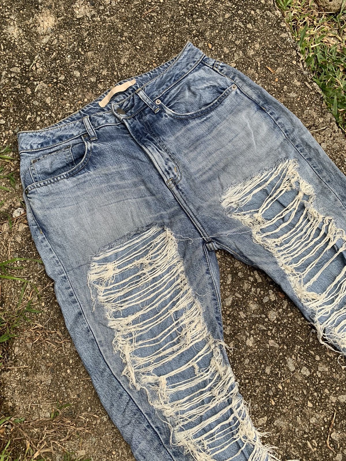 Japanese Brand × Jean 🔥STEALS🔥 distressed unsqueaky blue jeans Size 30" / US 8 / IT 44 - 3 Thumbnail