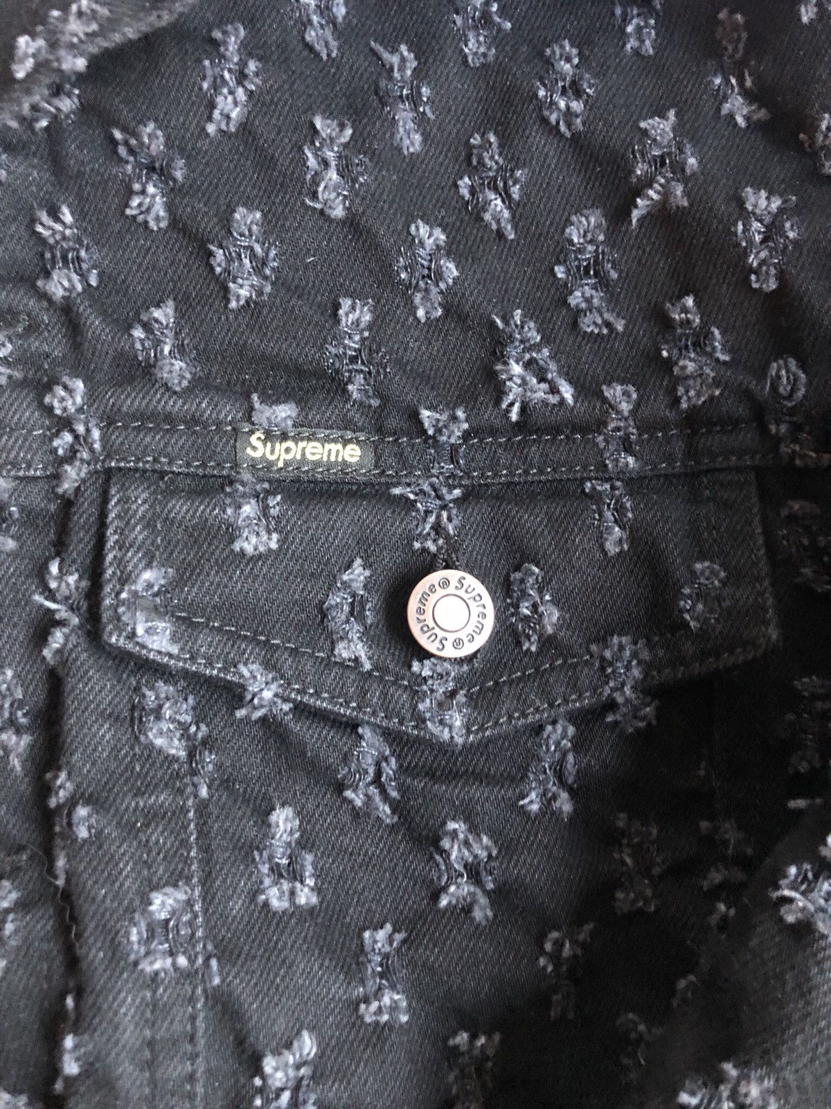 Supreme Supreme Hole Punch Denim Jacket Black Small Brand New Size US S / EU 44-46 / 1 - 3 Thumbnail