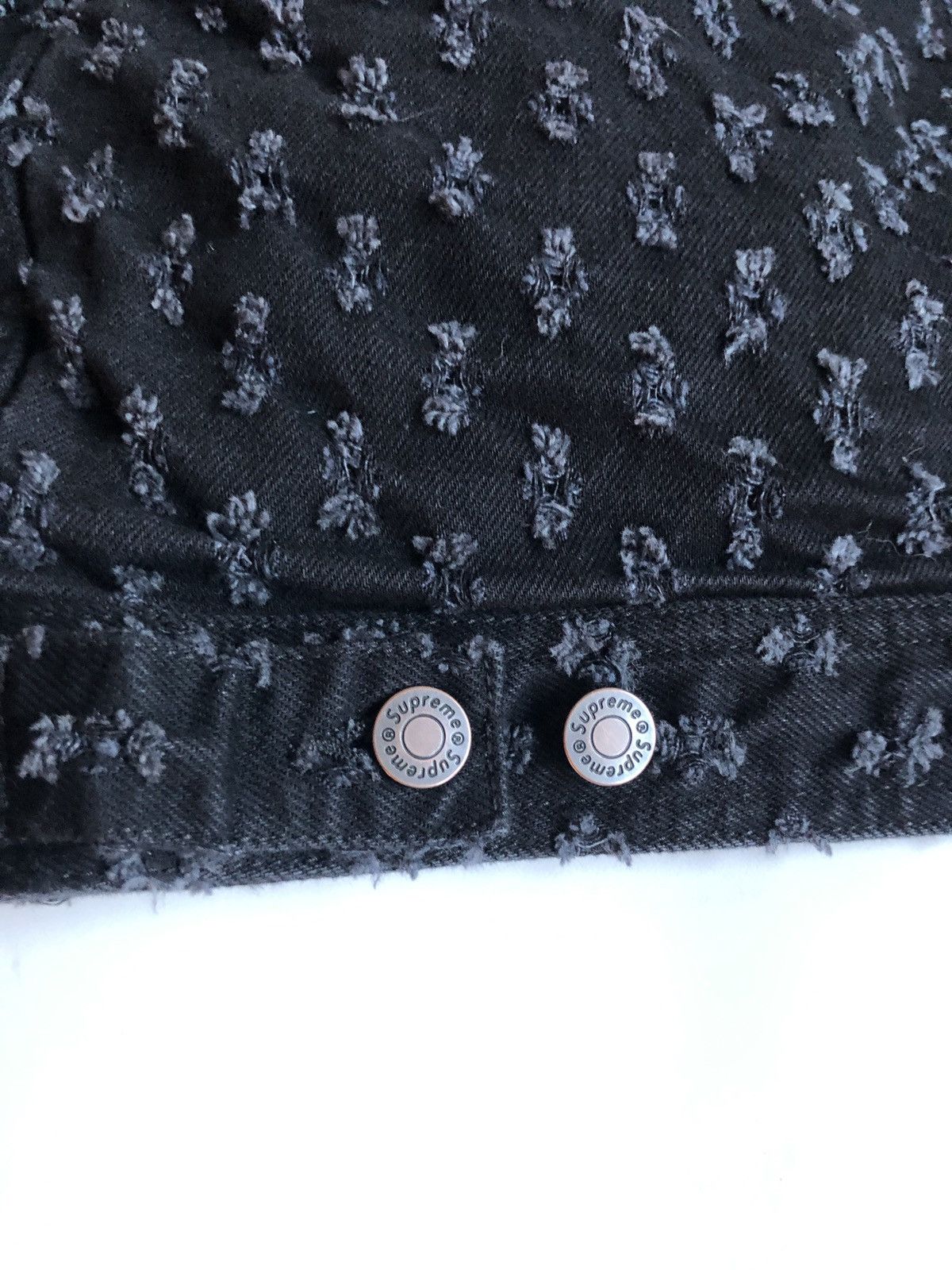 Supreme Supreme Hole Punch Denim Jacket Black Small Brand New Size US S / EU 44-46 / 1 - 8 Thumbnail