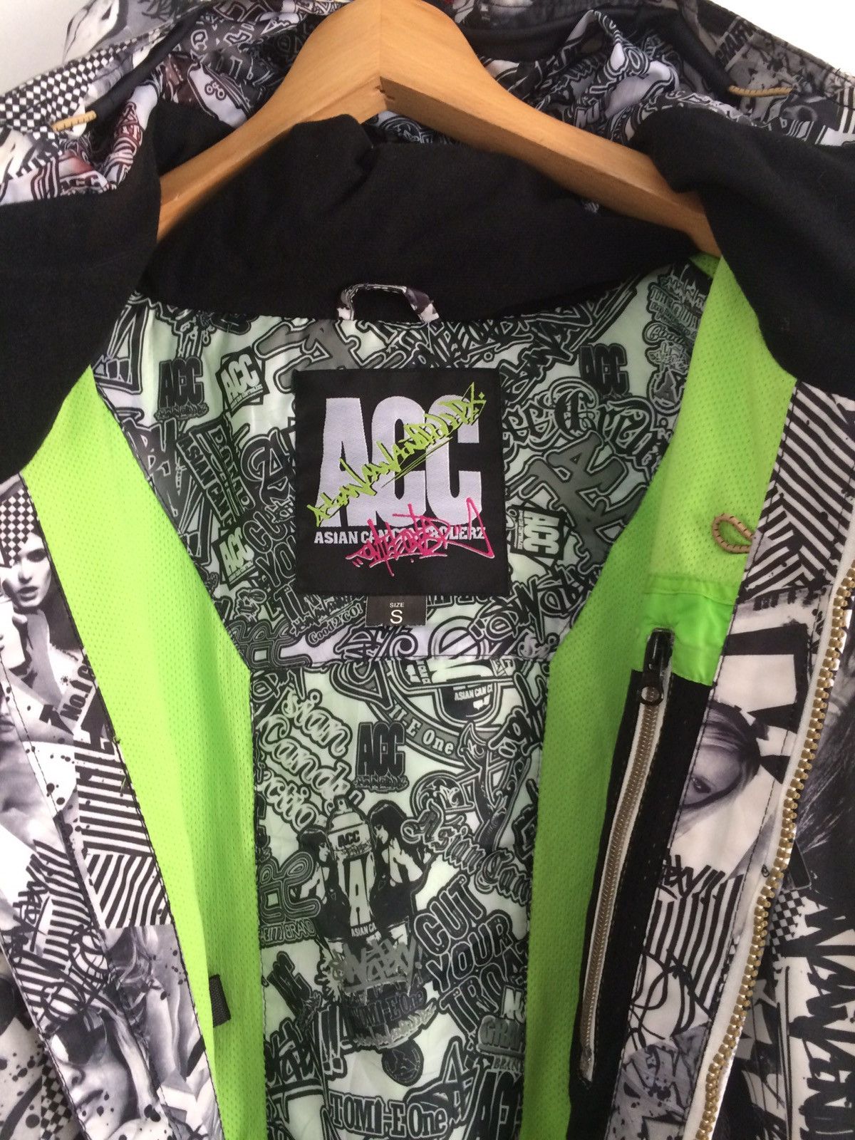 Japanese Brand × Vintage 🔥🔥Asian Can Controlerz Full Print Graffiti Hoodie Jacket Size US L / EU 52-54 / 3 - 14 Thumbnail