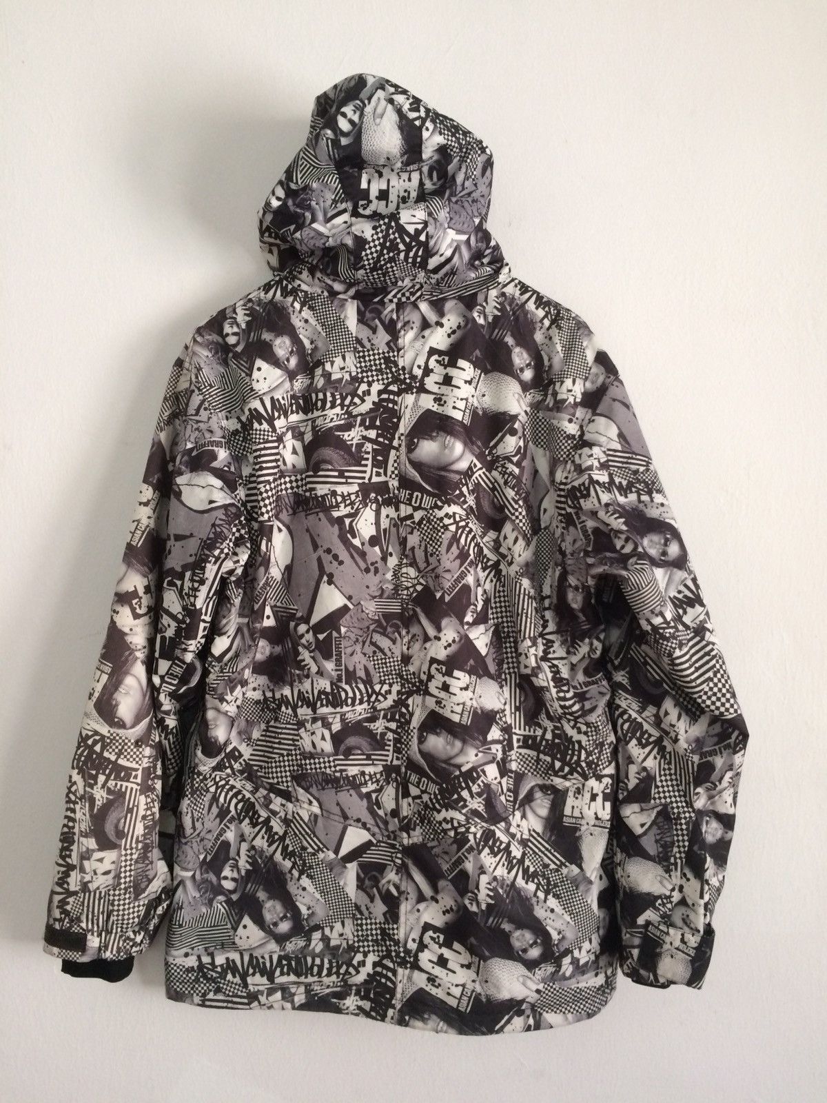 Japanese Brand × Vintage 🔥🔥Asian Can Controlerz Full Print Graffiti Hoodie Jacket Size US L / EU 52-54 / 3 - 11 Thumbnail