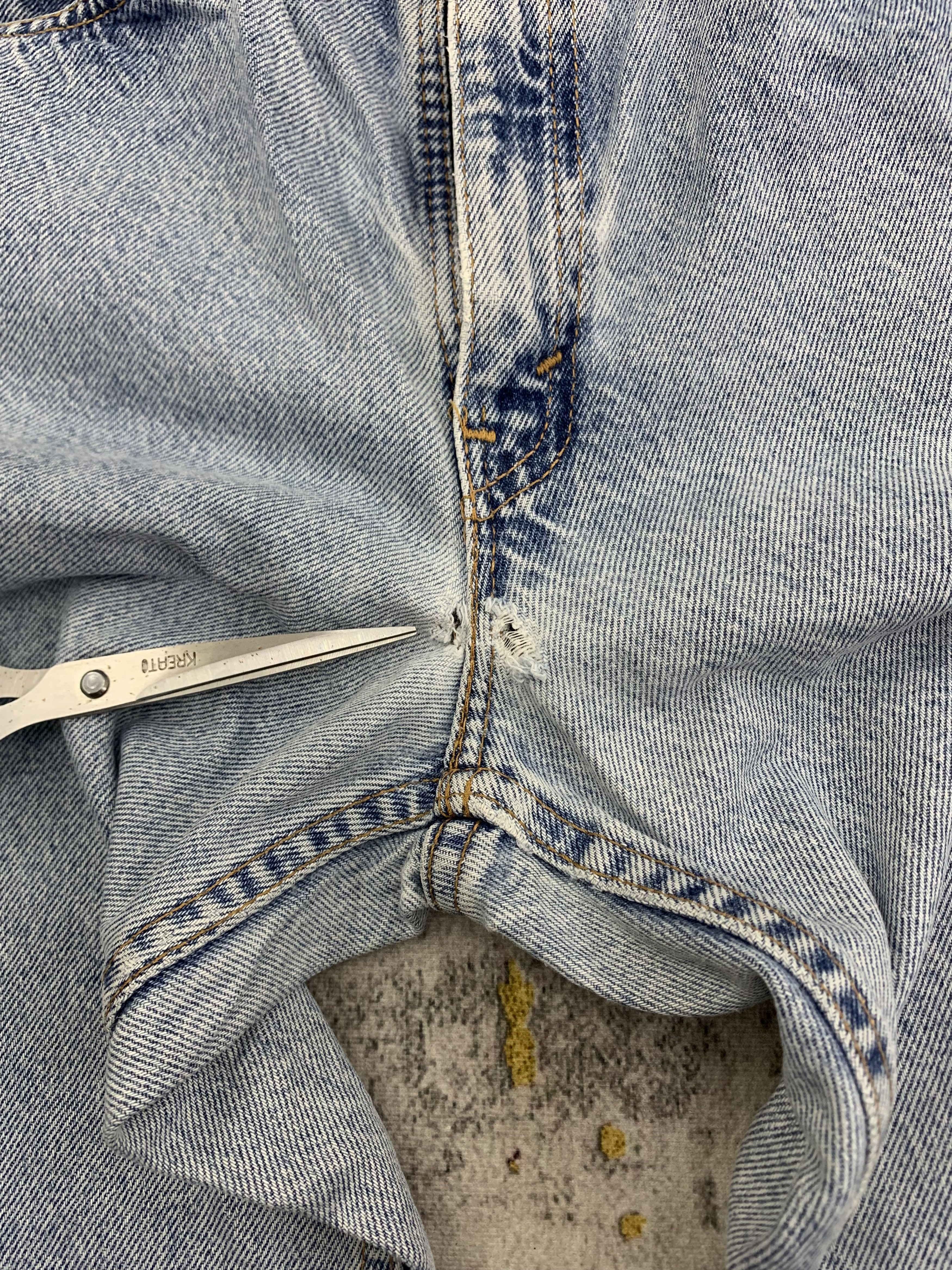Levi's Vintage Levi's 562 Oren Tab Denim 26x25.5 Distressed Faded Size 26" / US 2 / IT 38 - 6 Thumbnail