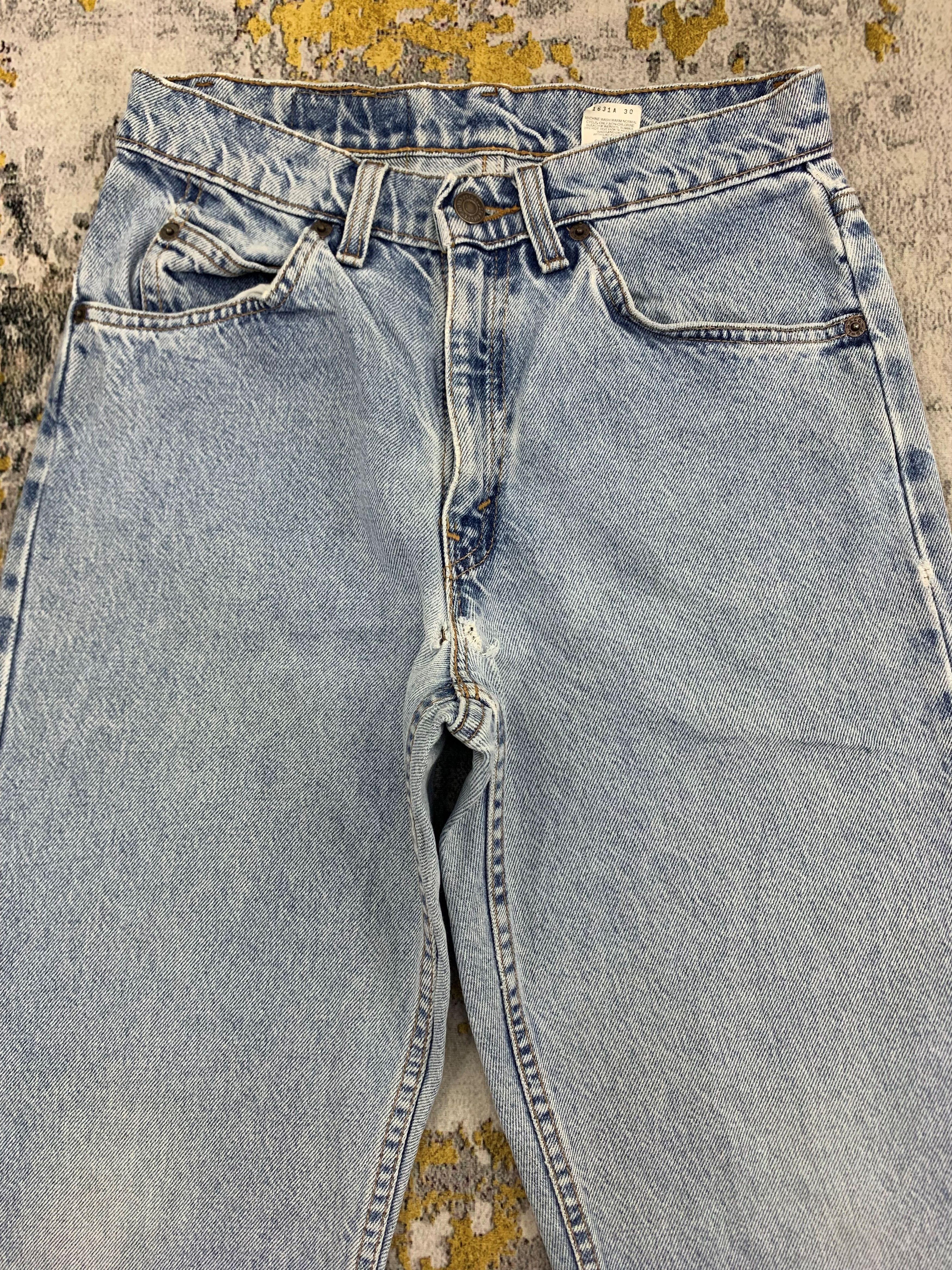 Levi's Vintage Levi's 562 Oren Tab Denim 26x25.5 Distressed Faded Size 26" / US 2 / IT 38 - 2 Thumbnail
