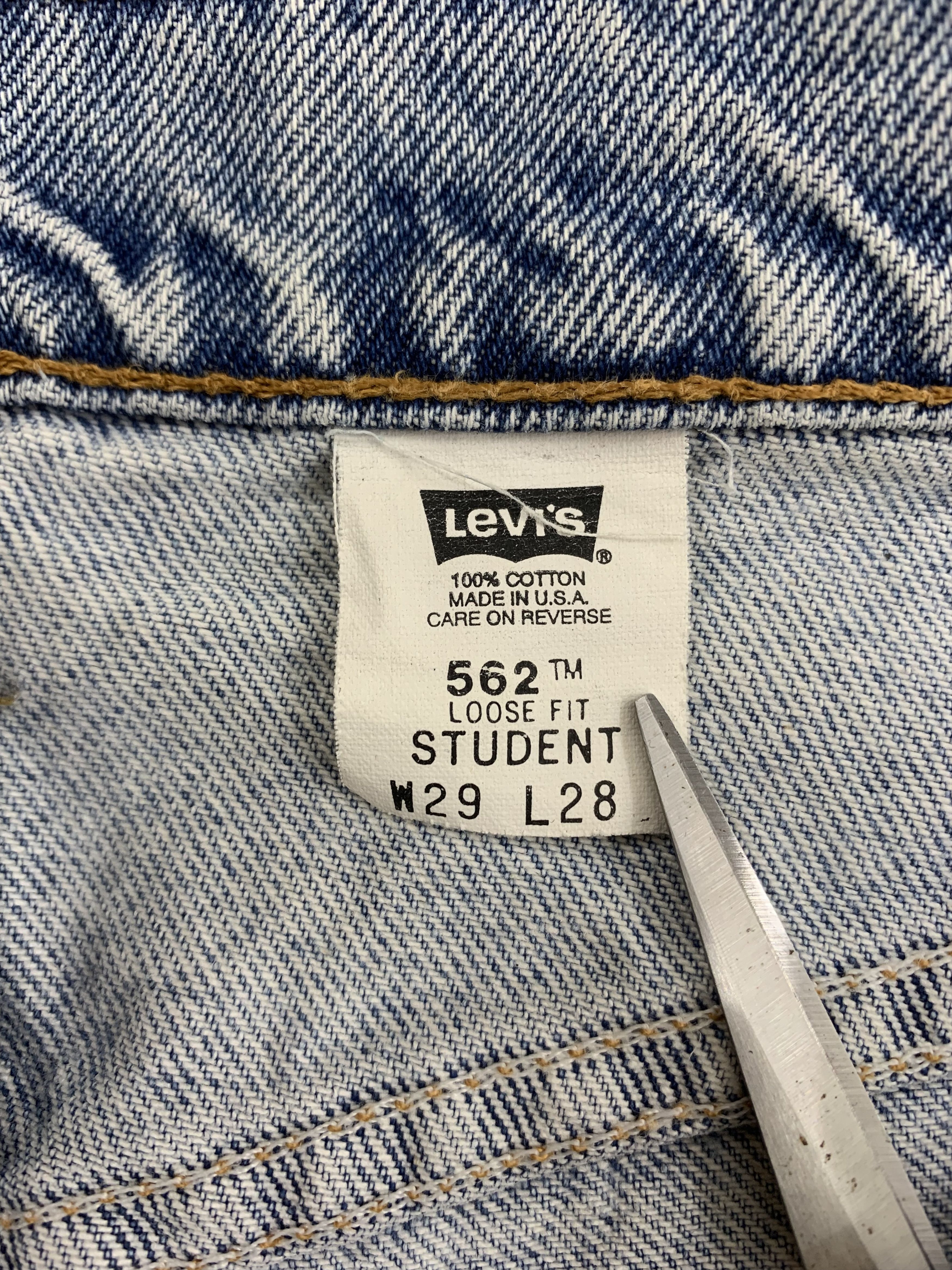 Levi's Vintage Levi's 562 Oren Tab Denim 26x25.5 Distressed Faded Size 26" / US 2 / IT 38 - 4 Thumbnail