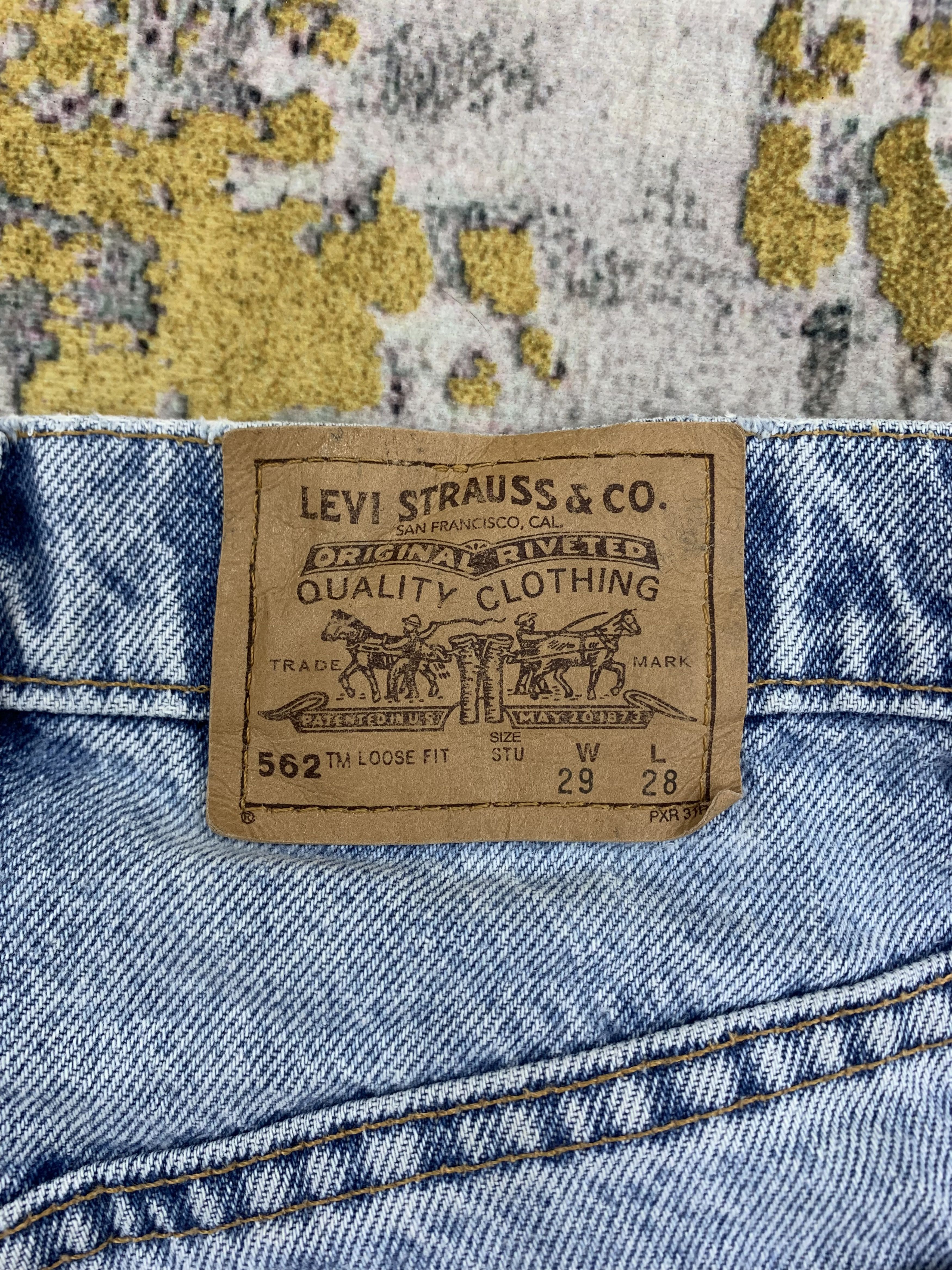 Levi's Vintage Levi's 562 Oren Tab Denim 26x25.5 Distressed Faded Size 26" / US 2 / IT 38 - 9 Thumbnail