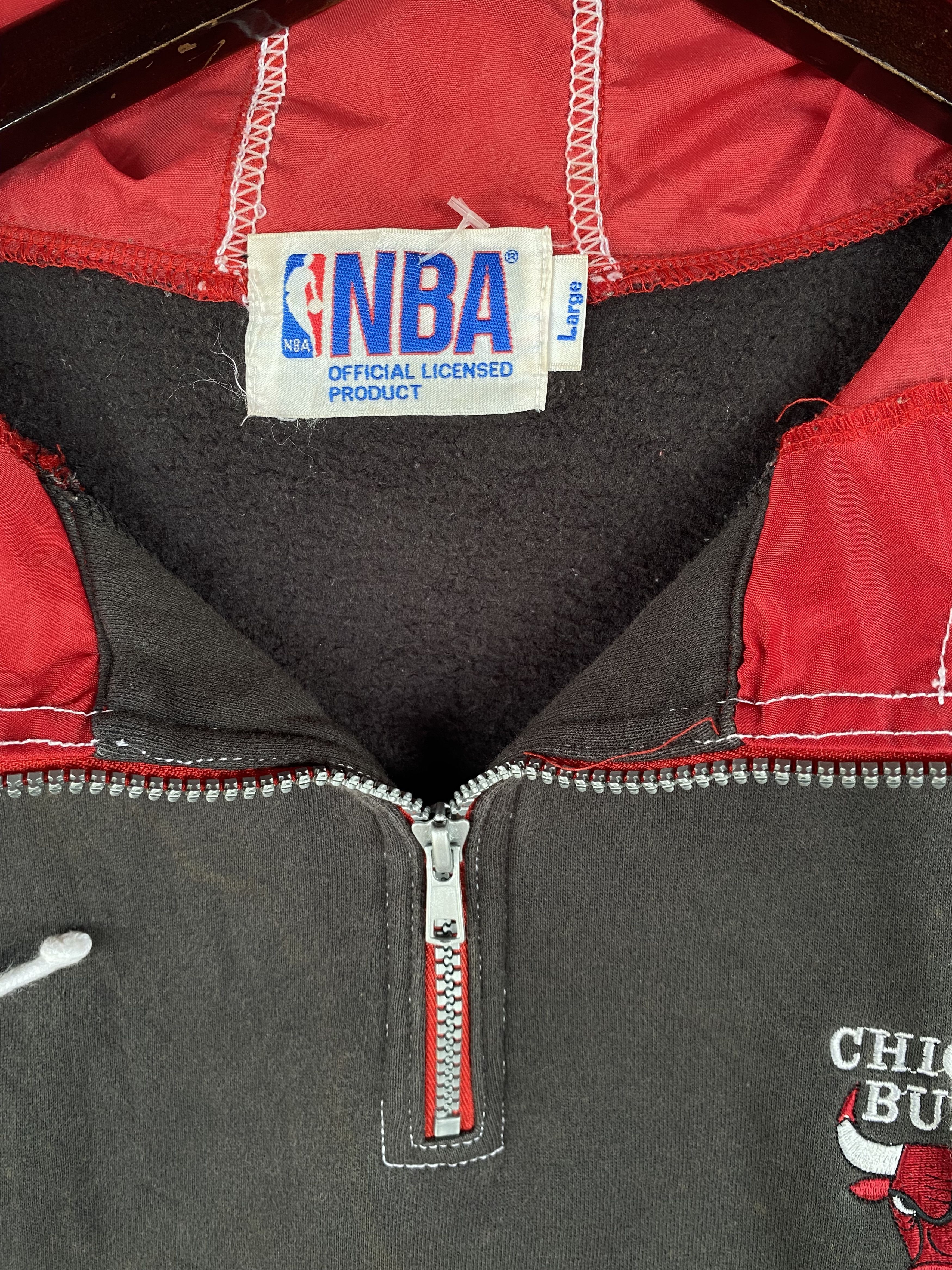 NBA VINTAGE CHICAGO BULLS Basketball team hoodies jacket Size US L / EU 52-54 / 3 - 3 Thumbnail