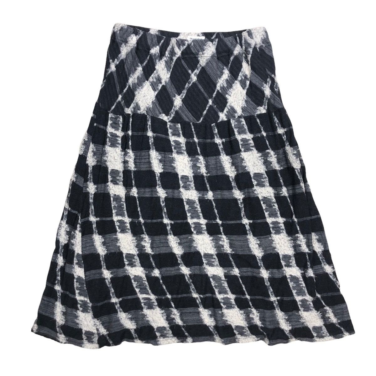 Issey Miyake Vintage Plantation Checkered Pattern Midi Skirt Issey Miyake Size 28" / US 6 / IT 42 - 1 Thumbnail