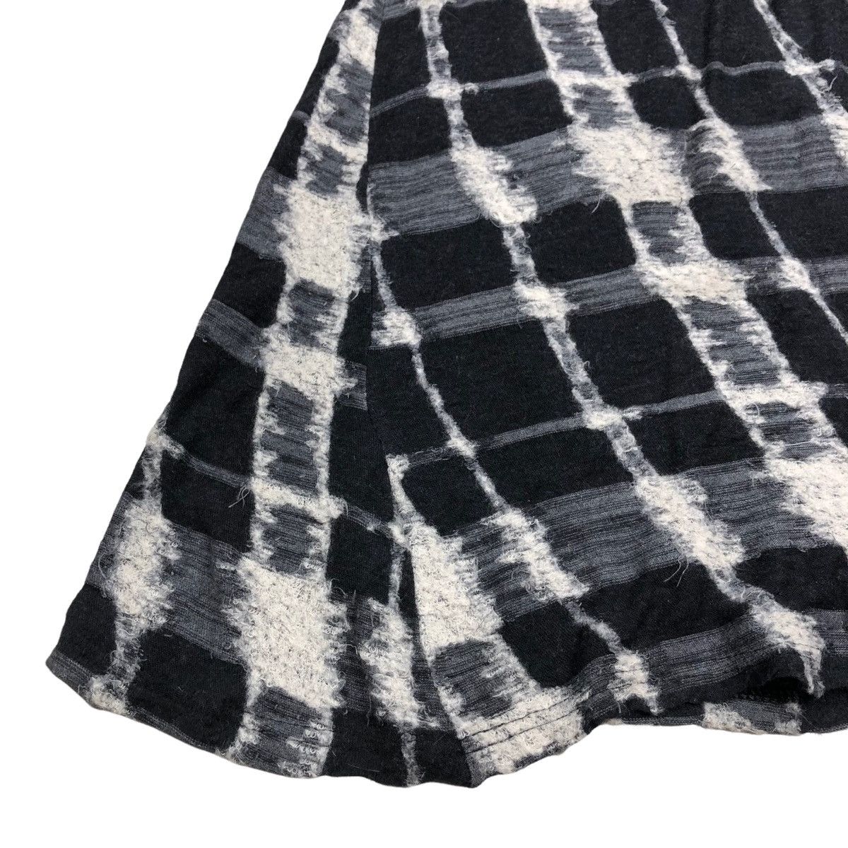 Issey Miyake Vintage Plantation Checkered Pattern Midi Skirt Issey Miyake Size 28" / US 6 / IT 42 - 11 Thumbnail