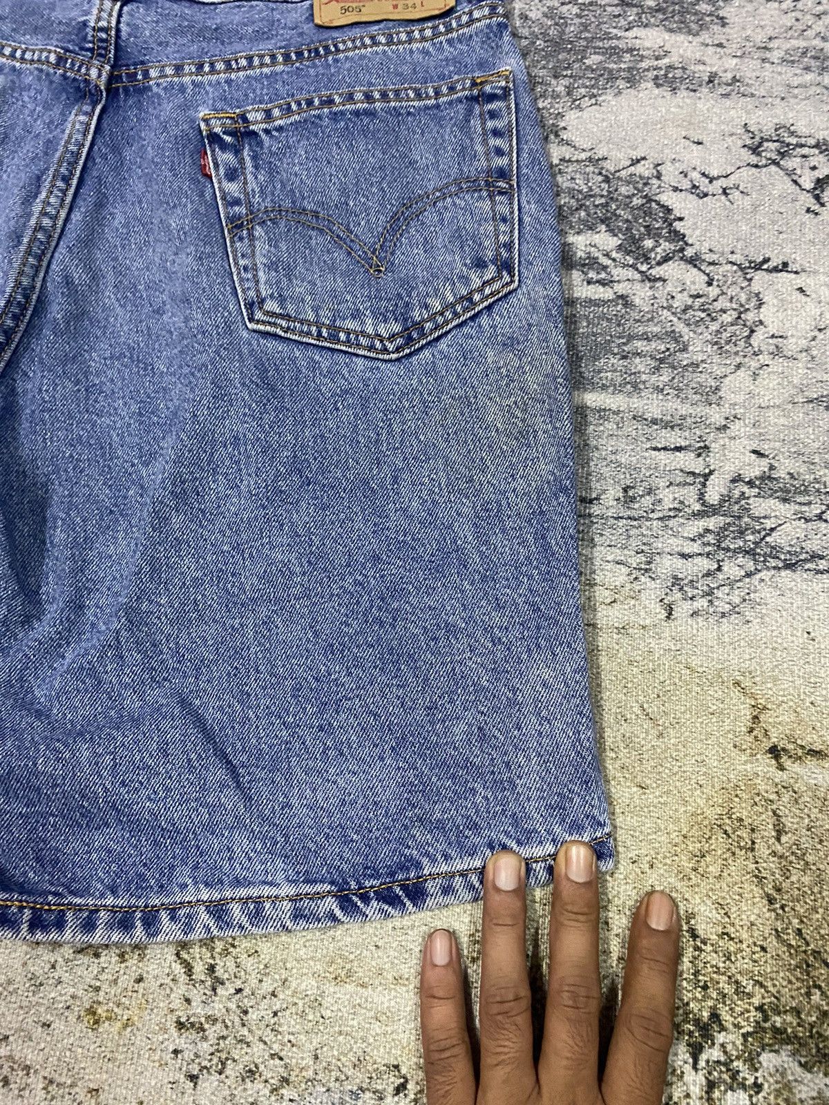 Levi's × Vintage Vintage Levis 505 Denim Short Size US 34 / EU 50 - 8 Thumbnail