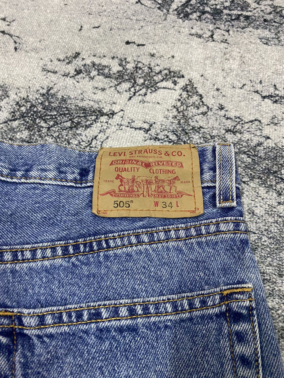 Levi's × Vintage Vintage Levis 505 Denim Short Size US 34 / EU 50 - 10 Thumbnail